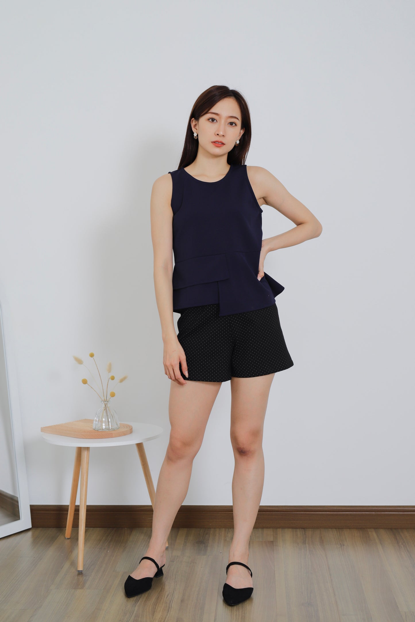 Mallory Asymmetric Hem Top - Navy