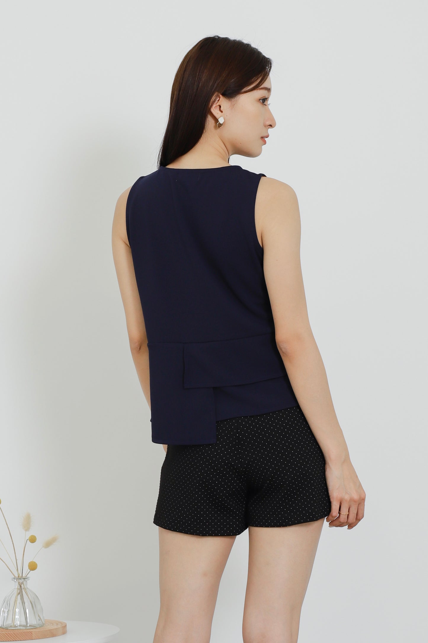 Mallory Asymmetric Hem Top - Navy
