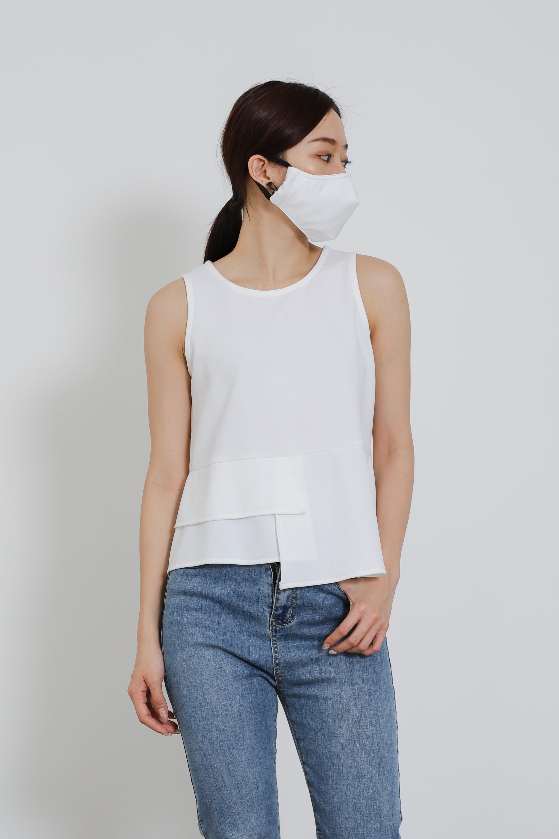 Mallory Asymmetric Hem Top - White