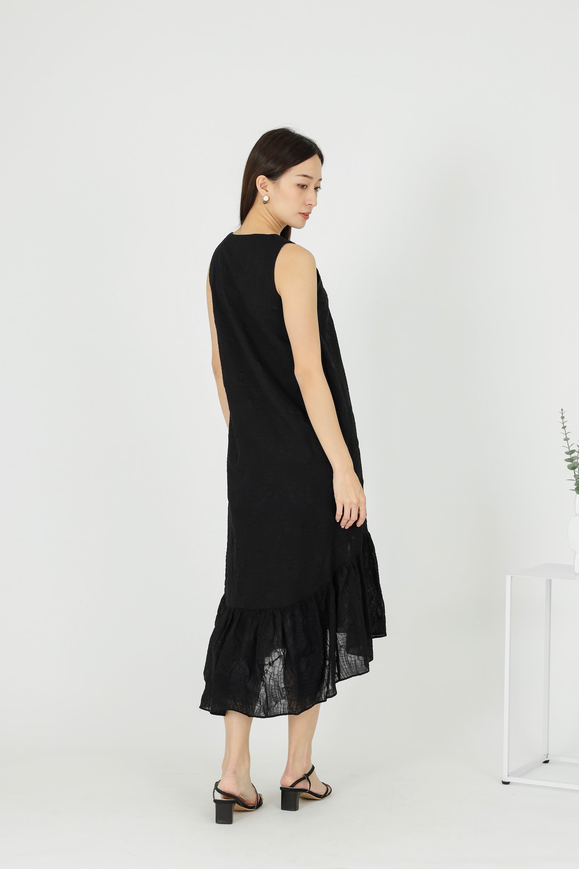 Moriah Ruffles Shift Dress - Black