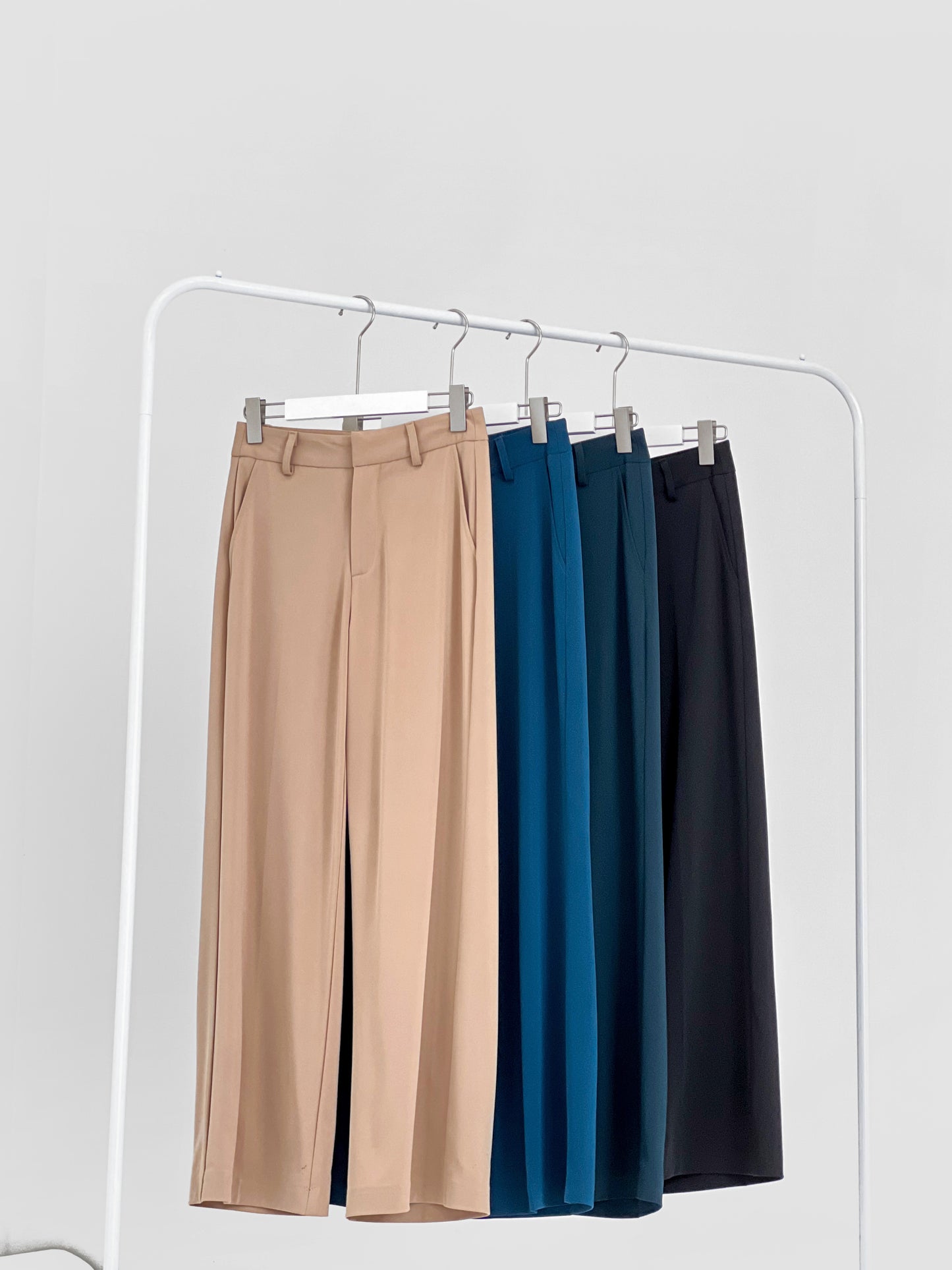 Nadine Straight Pants - Black