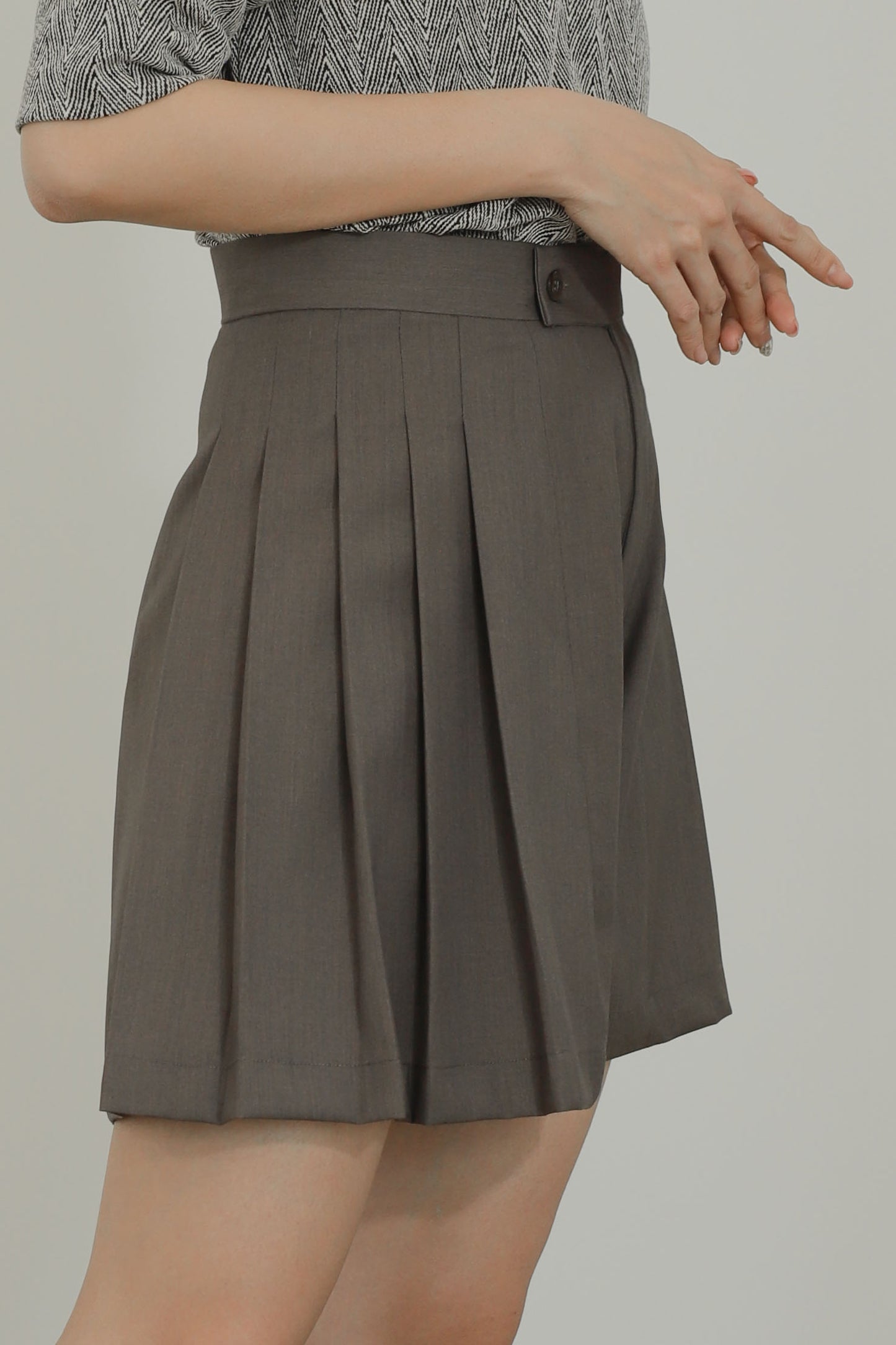 Alize Pleated Skort - Brown