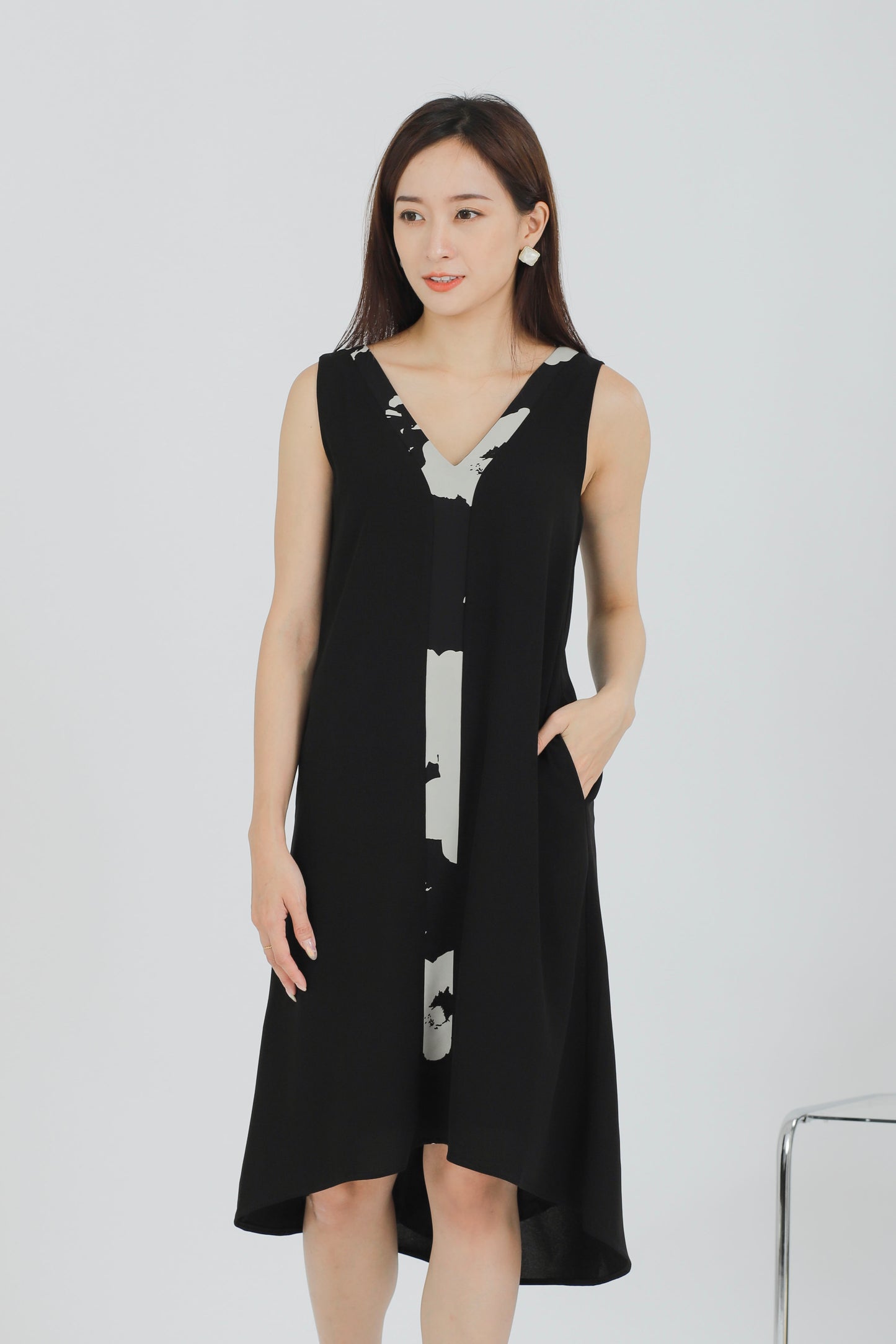 Rei Printed Shift Dress - Black