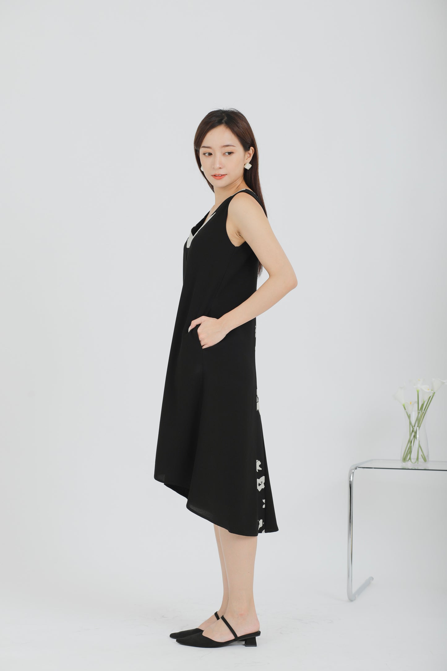 Rei Printed Shift Dress - Black