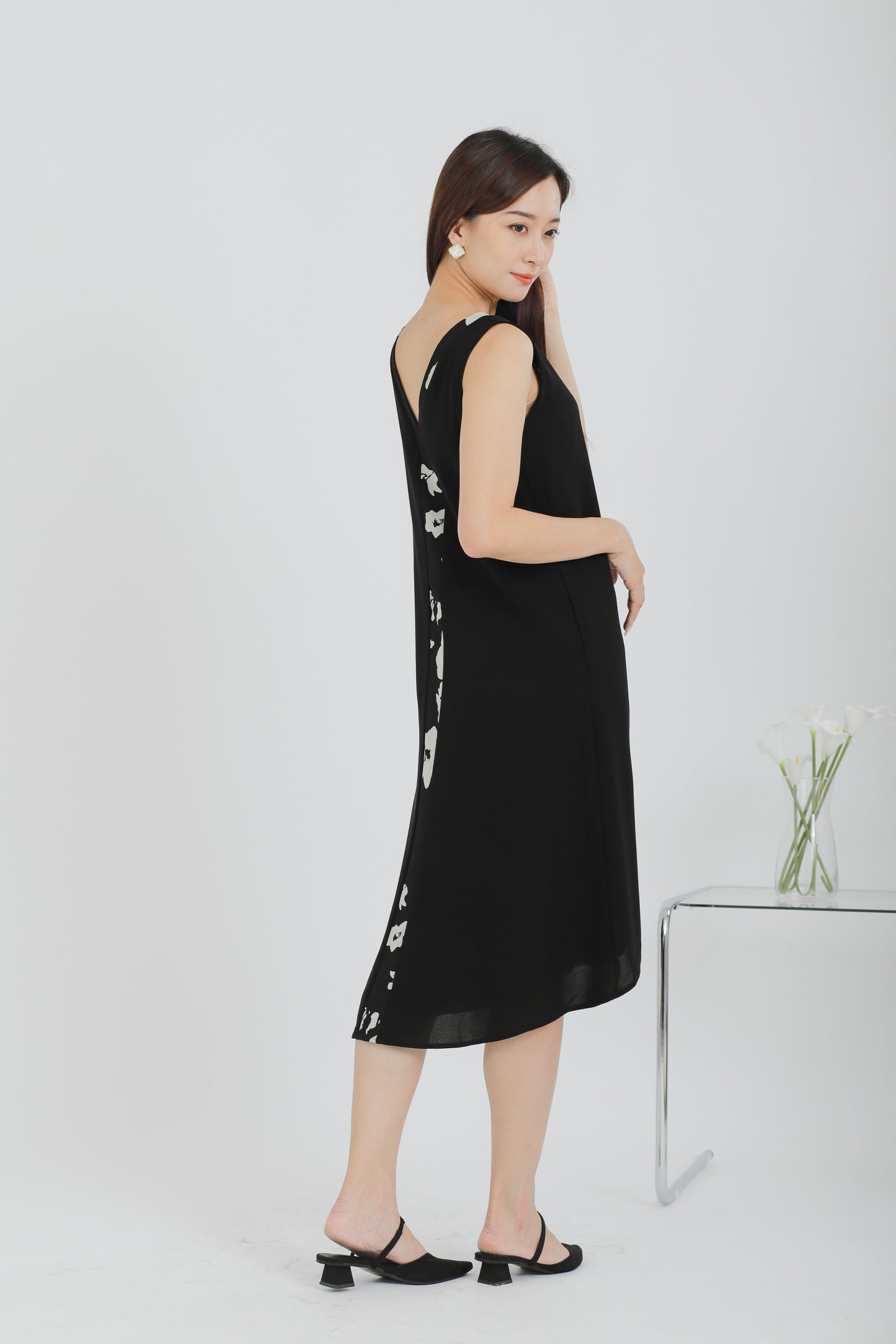 Rei Printed Shift Dress - Black