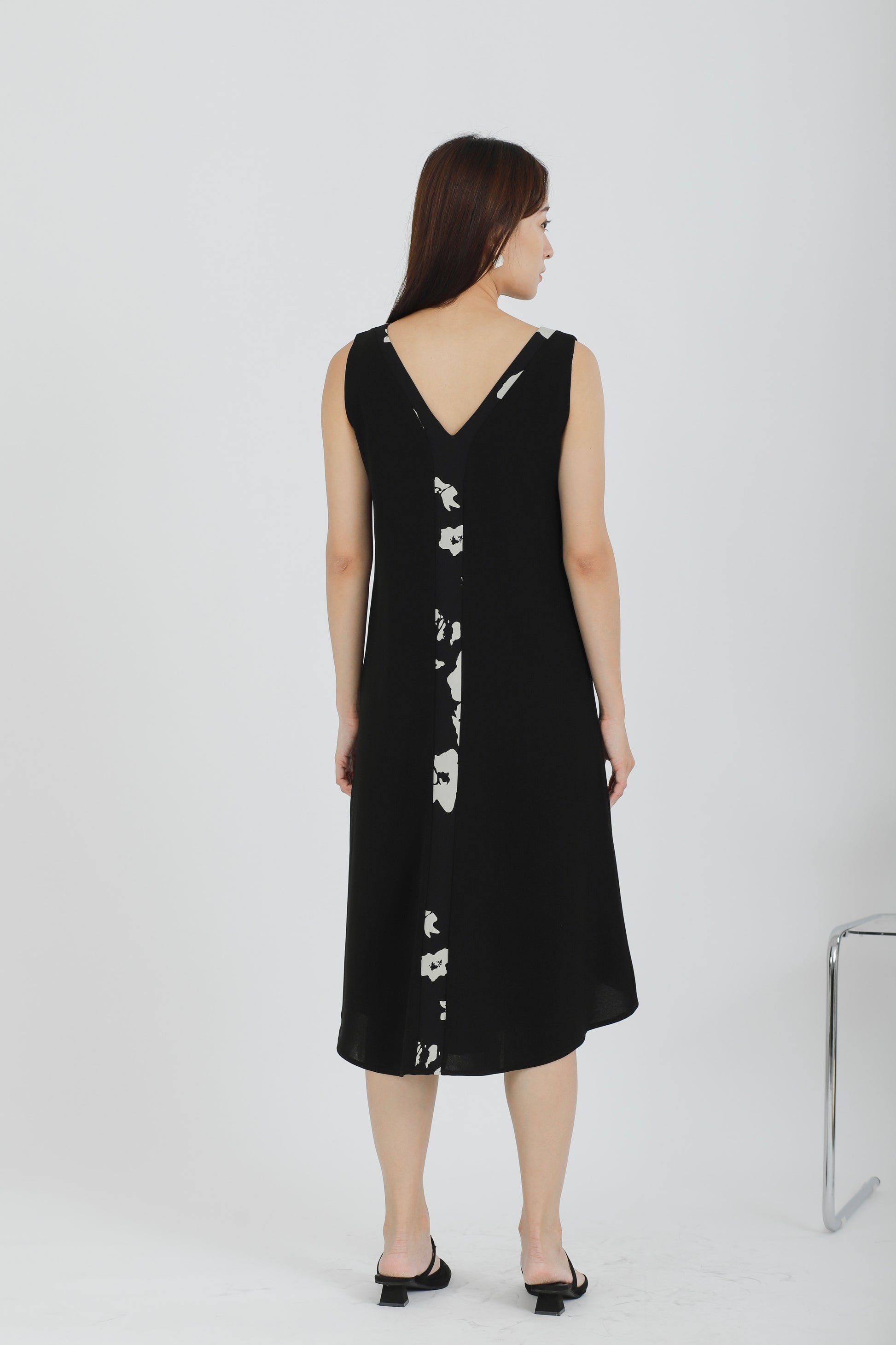 Rei Printed Shift Dress - Black