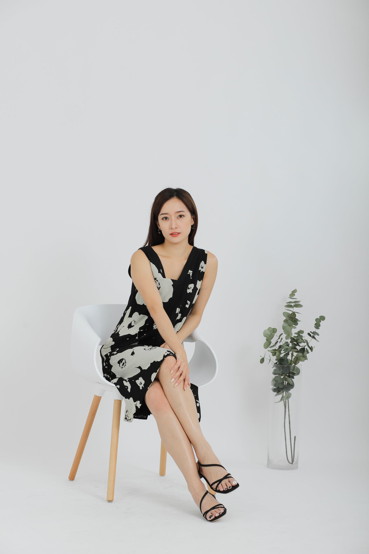 Rei Printed Shift Dress - Black Floral
