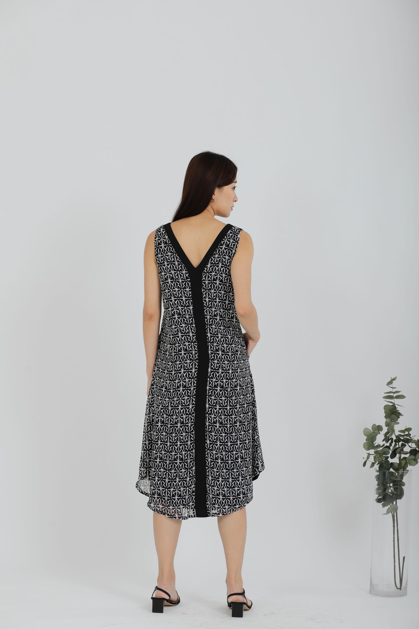 Rei Printed Shift Dress - Batik