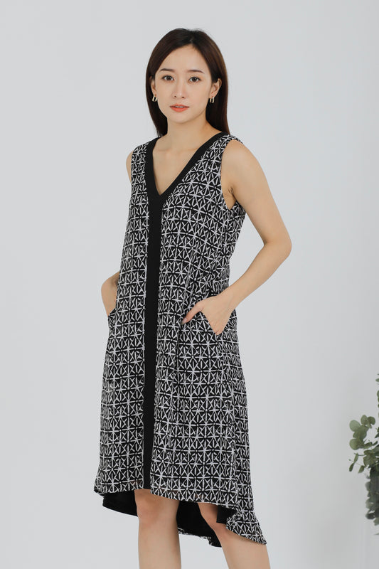 Rei Printed Shift Dress - Batik