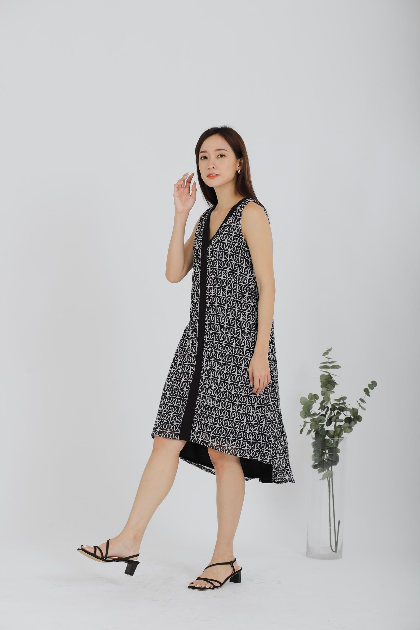 Rei Printed Shift Dress - Batik