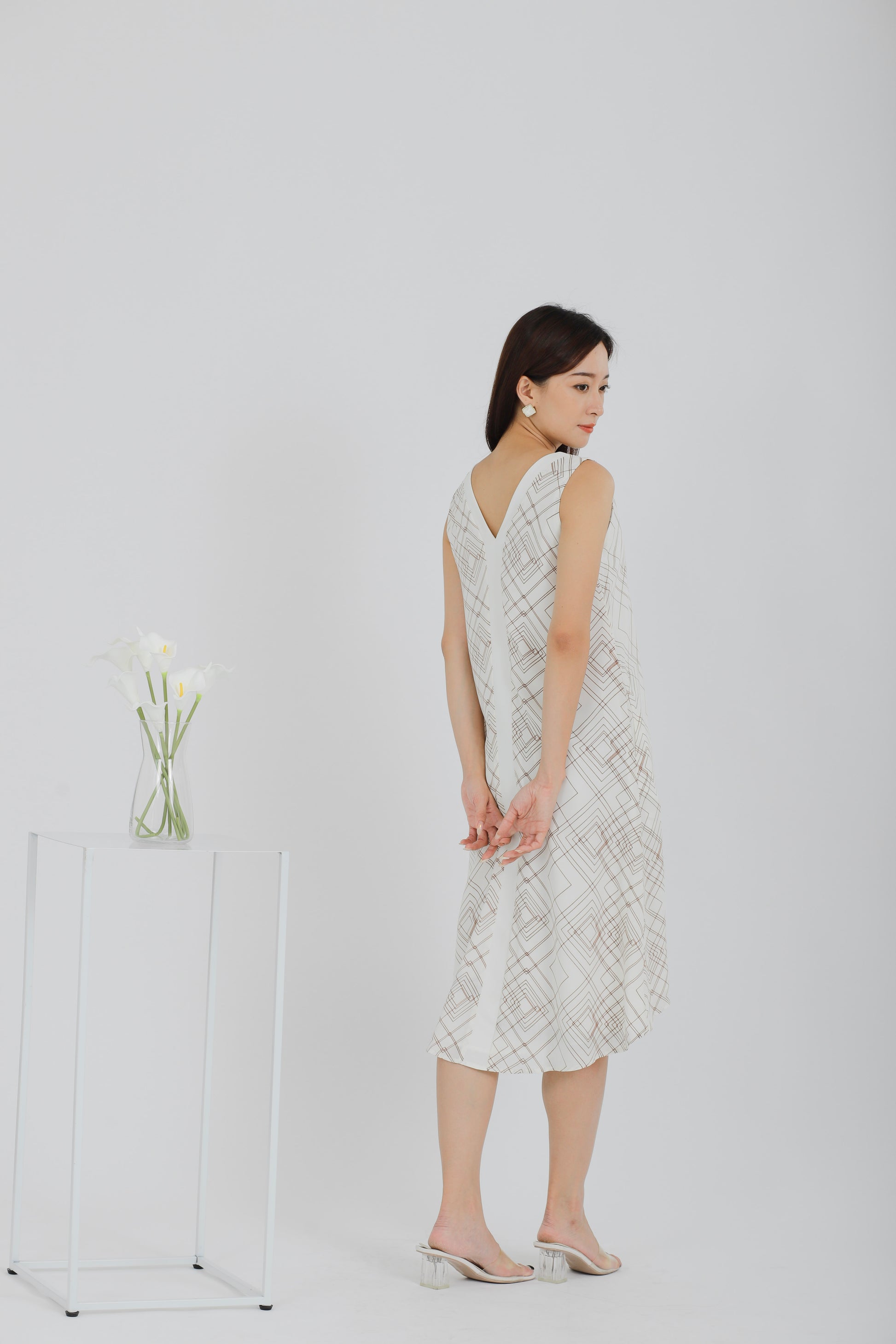 Rei Printed Shift Dress - White