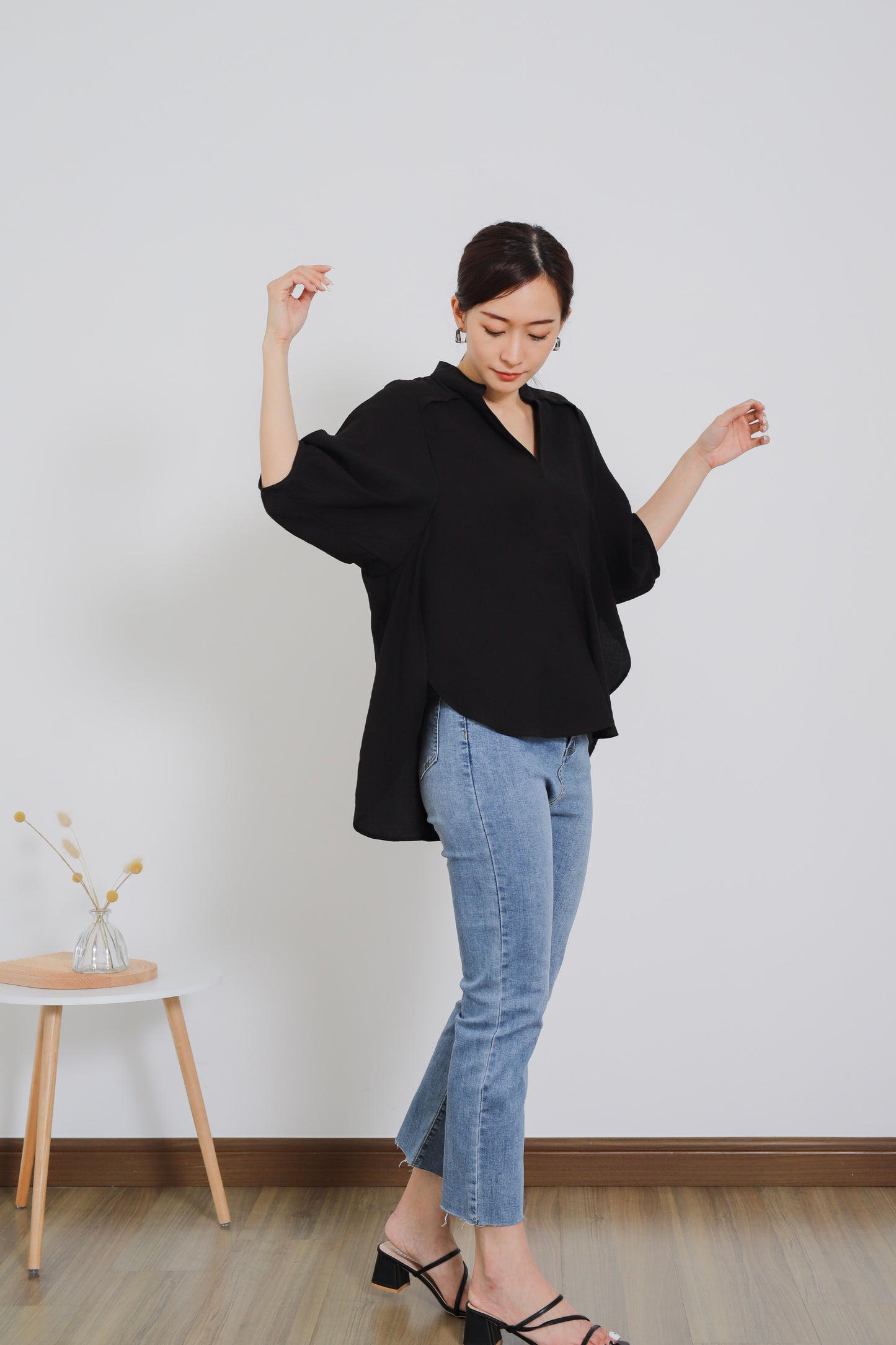 Romi Oversize Side Slit Flared Top - Black