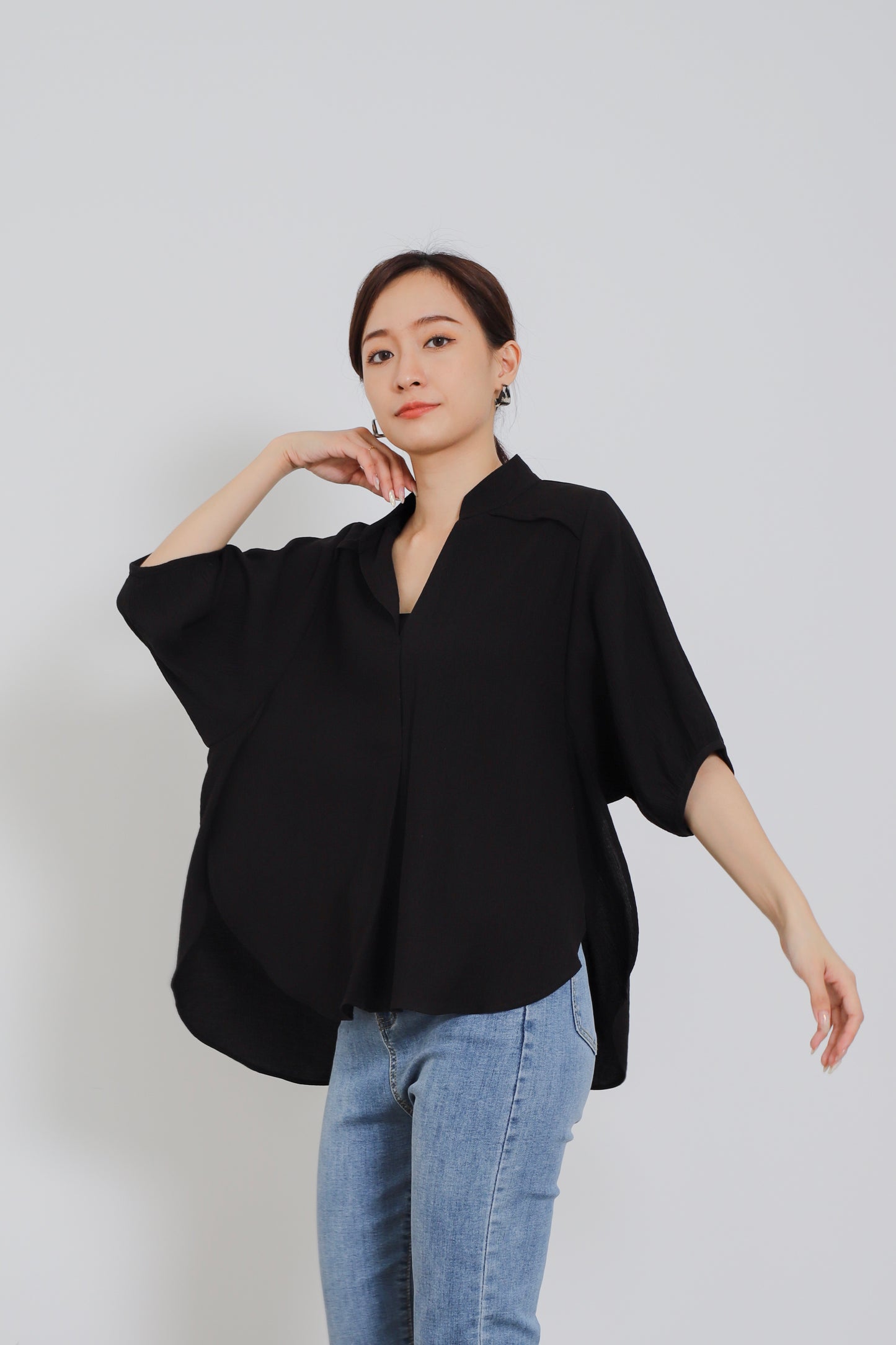 Romi Oversize Side Slit Flared Top - Black