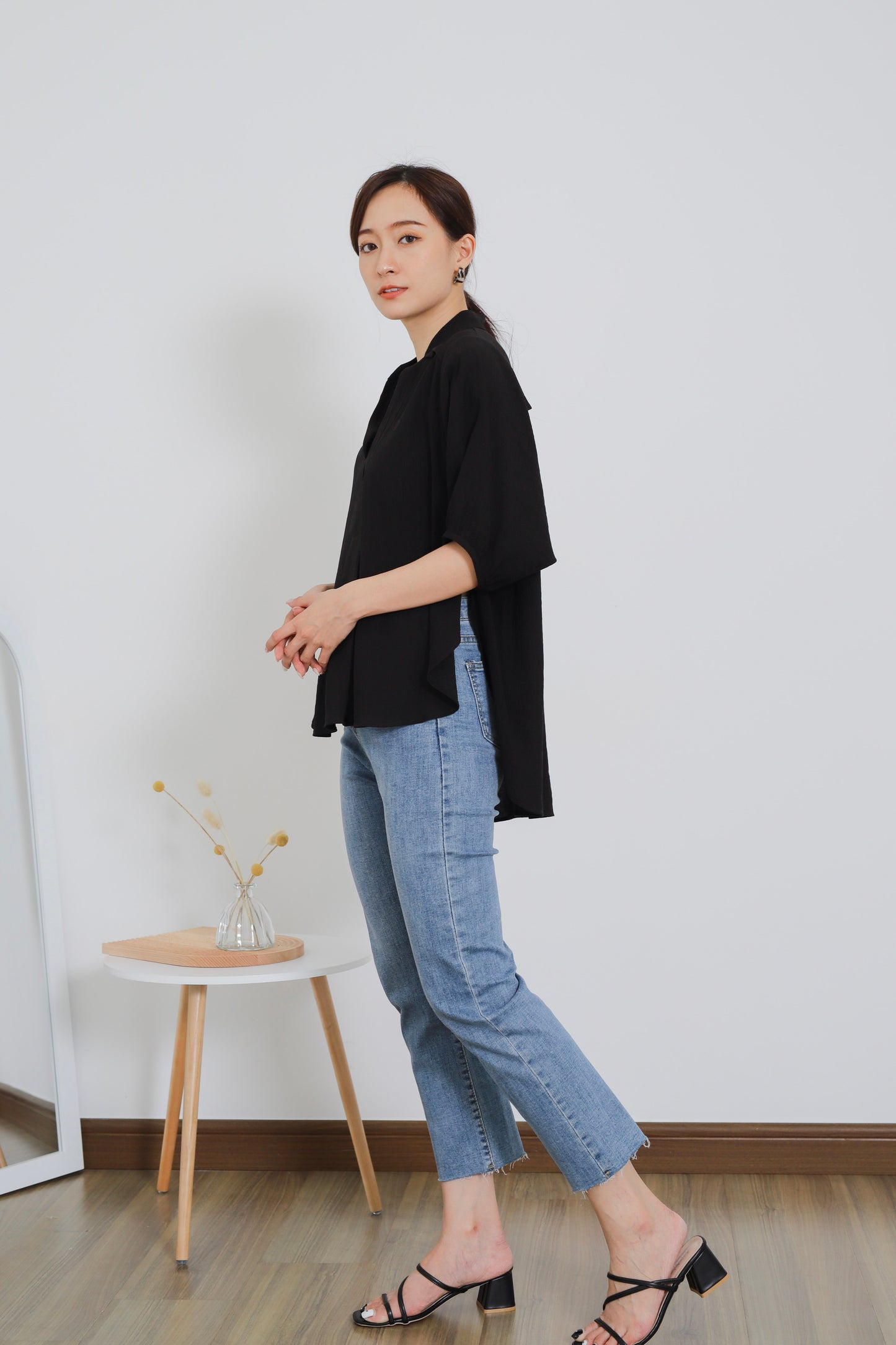 Romi Oversize Side Slit Flared Top - Black