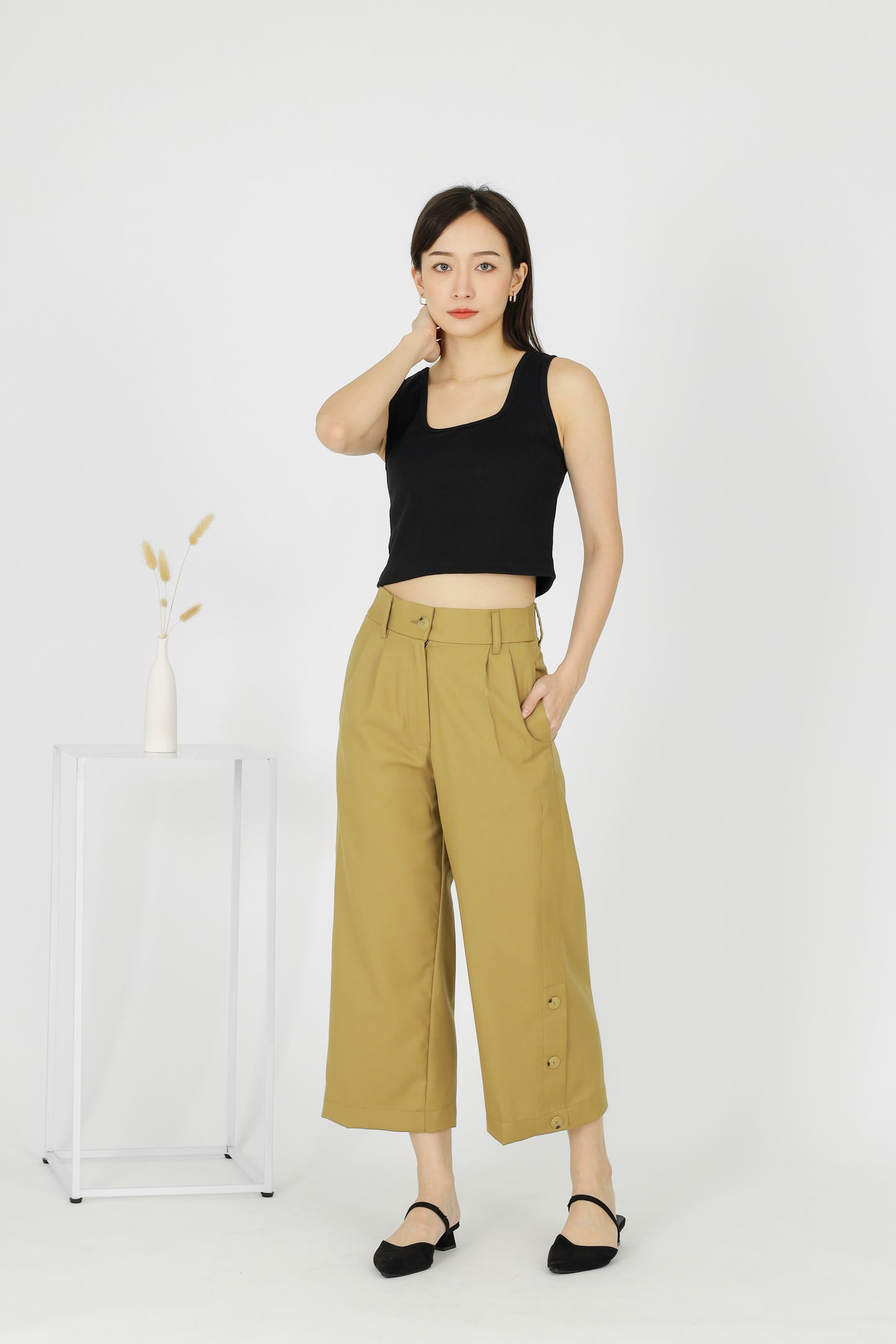Ronda Buttoned Pant - Sand