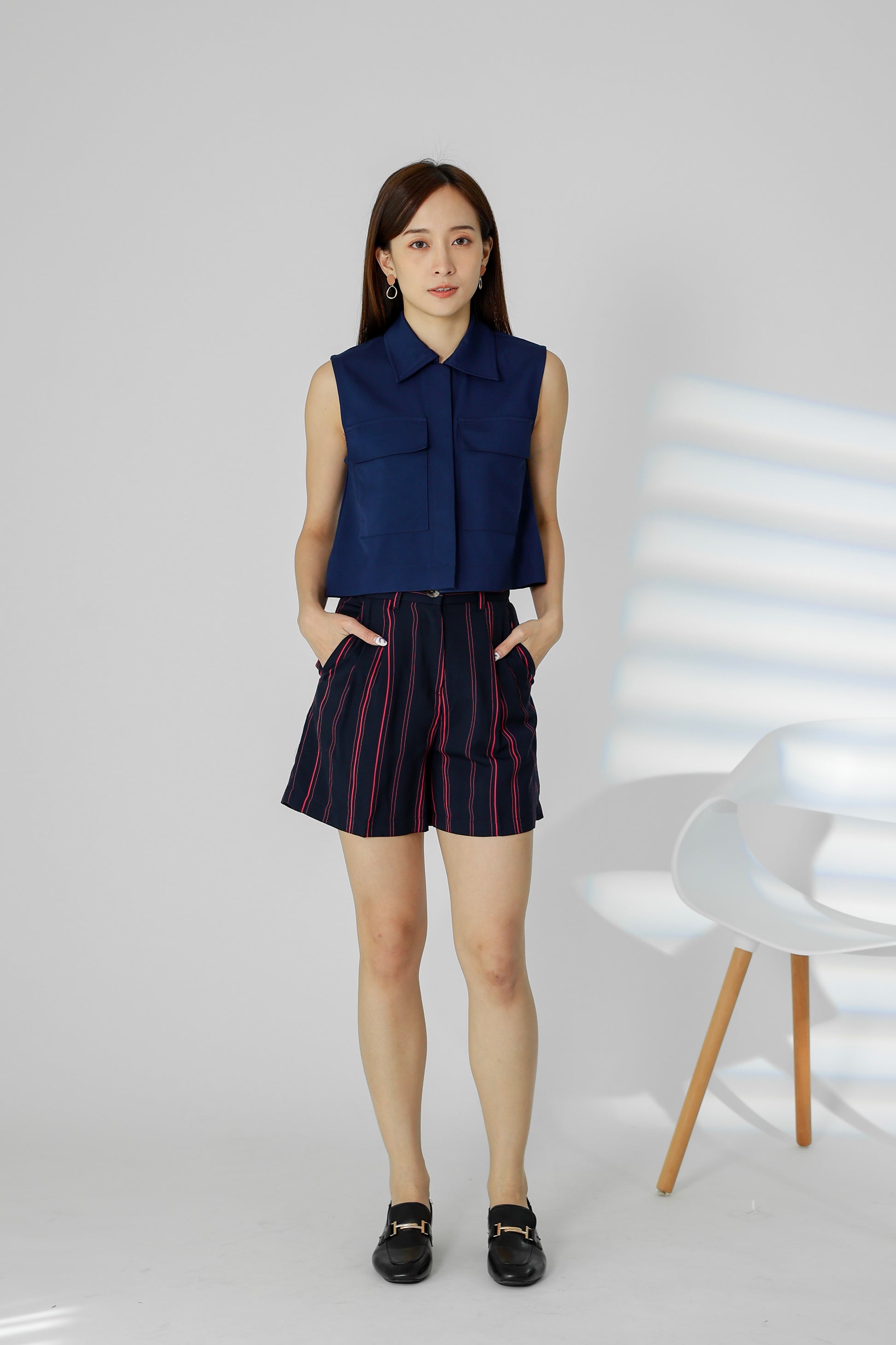 Sarin Flap Pocket Cropped Shirt - Navy