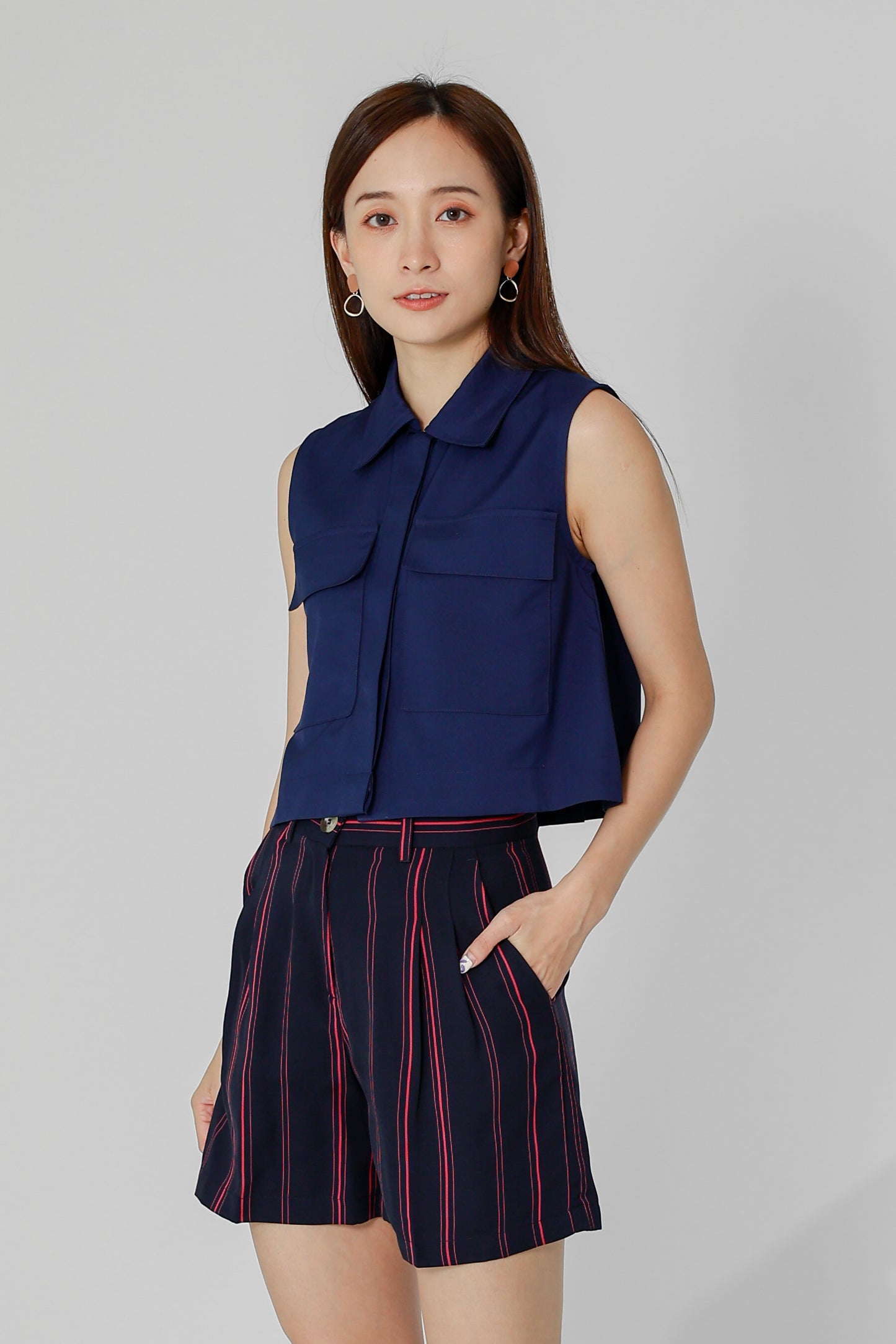 Sarin Flap Pocket Cropped Shirt - Navy