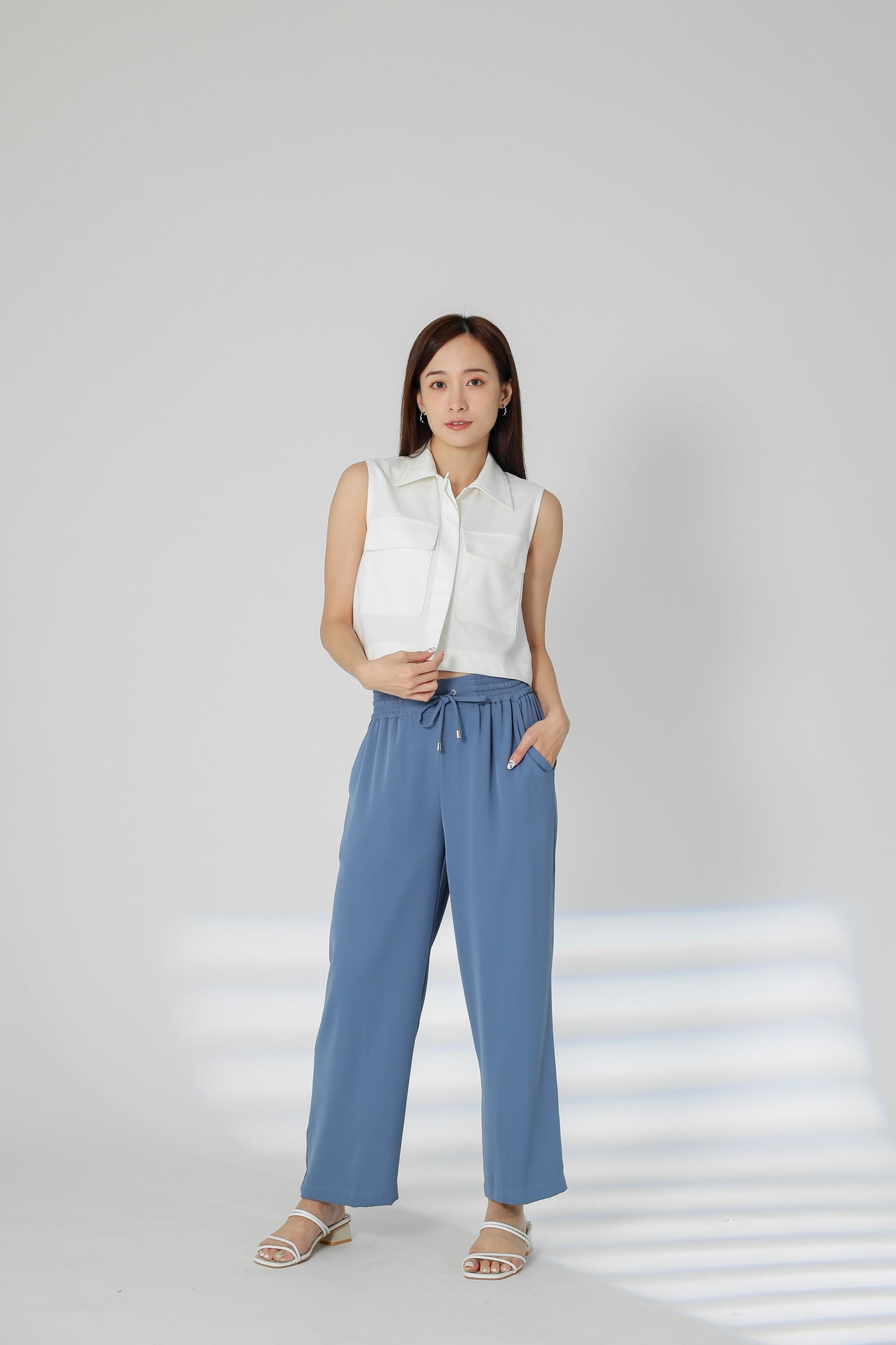 Sarin Flap Pocket Cropped Shirt - White