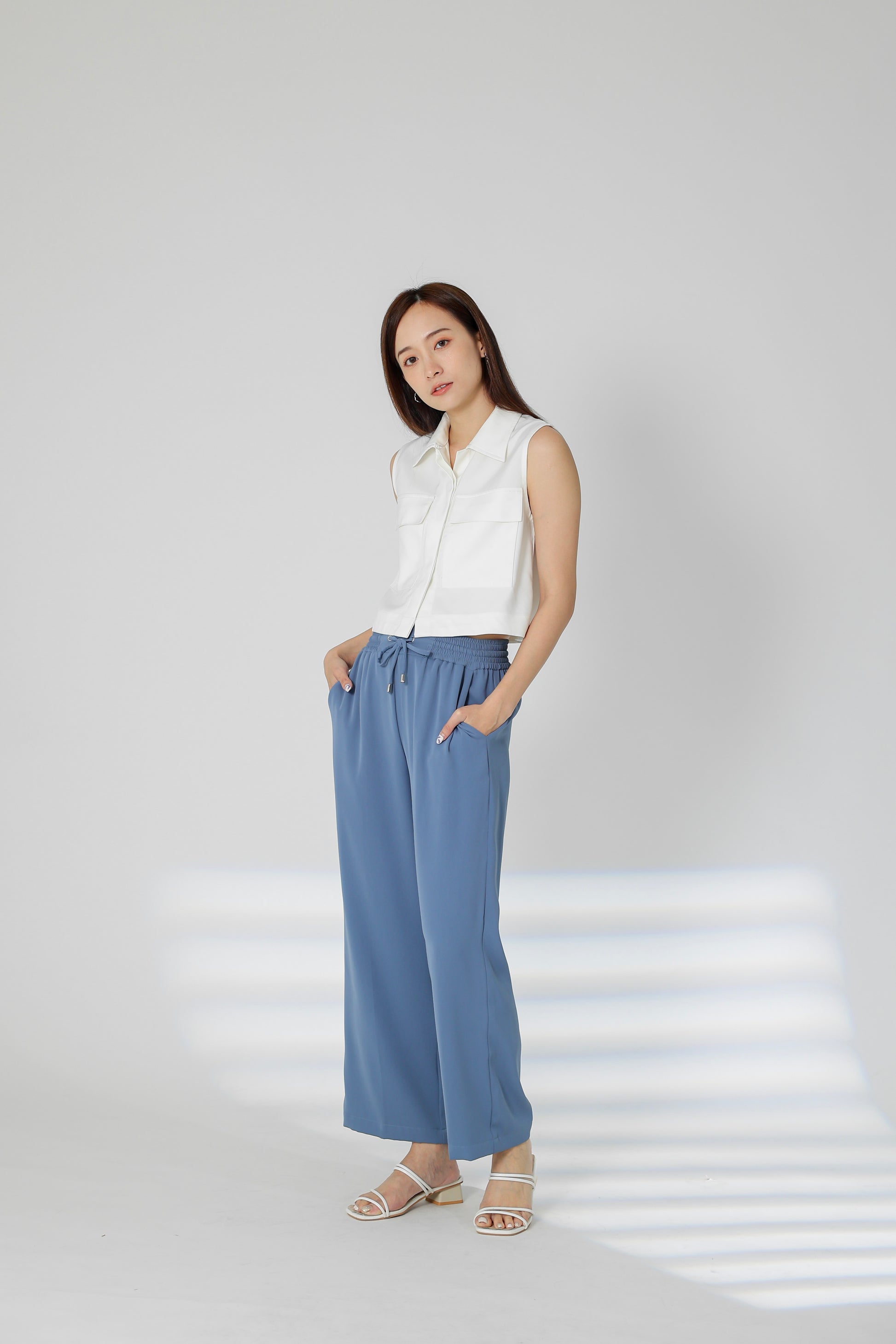 Sarin Flap Pocket Cropped Shirt - White