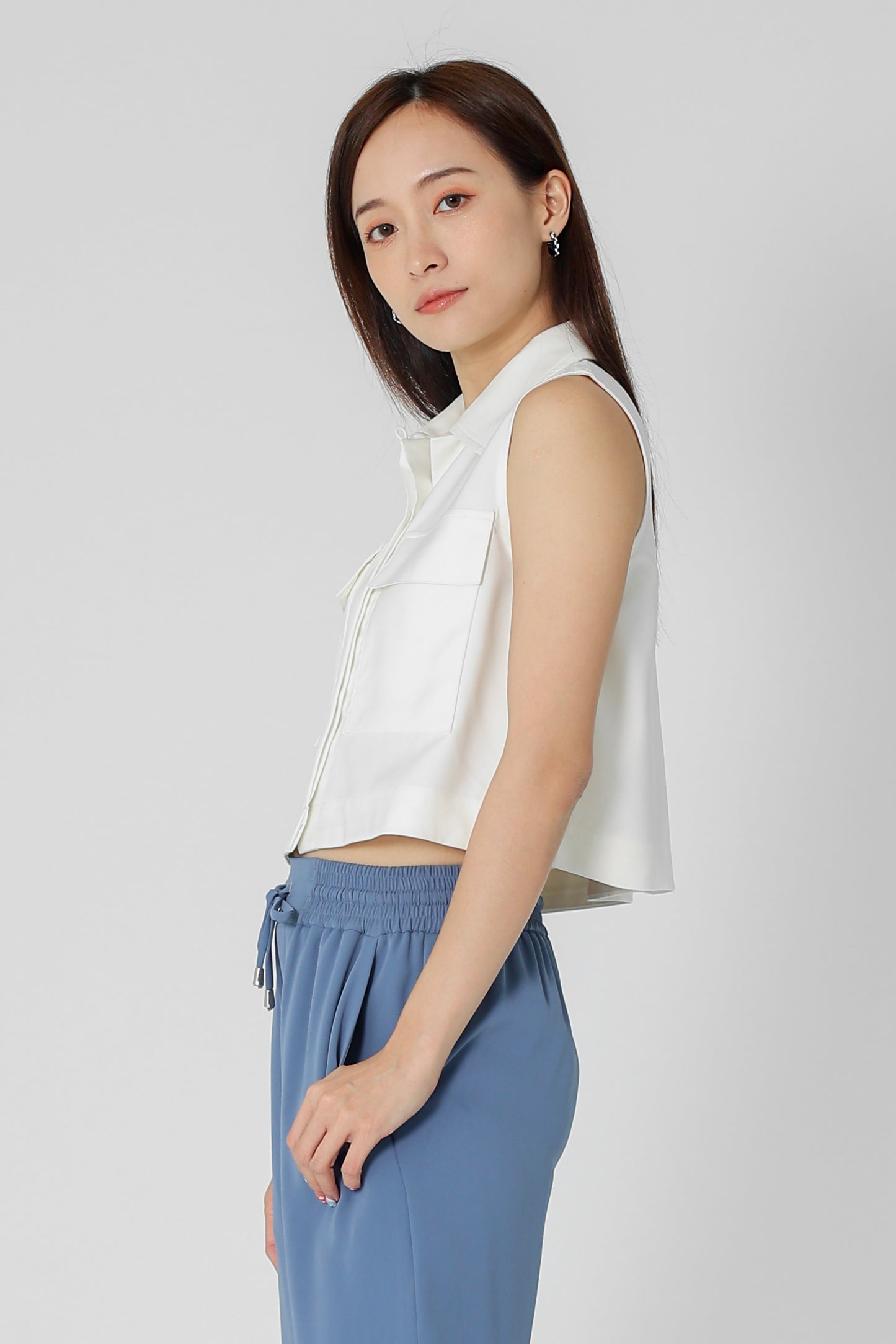 Sarin Flap Pocket Cropped Shirt - White