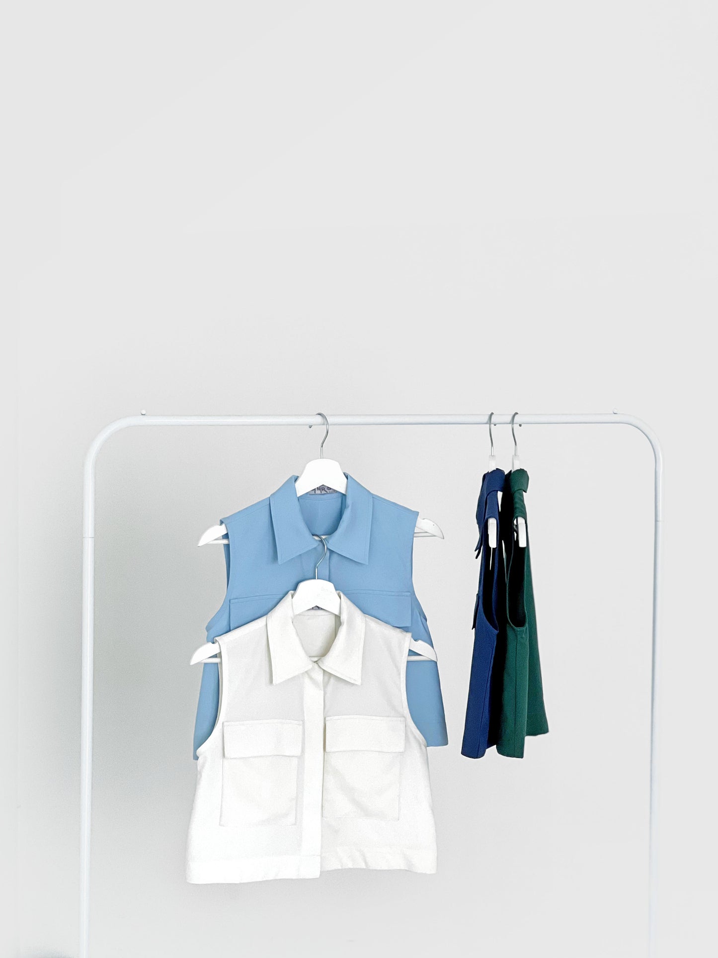 Sarin Flap Pocket Cropped Shirt - White