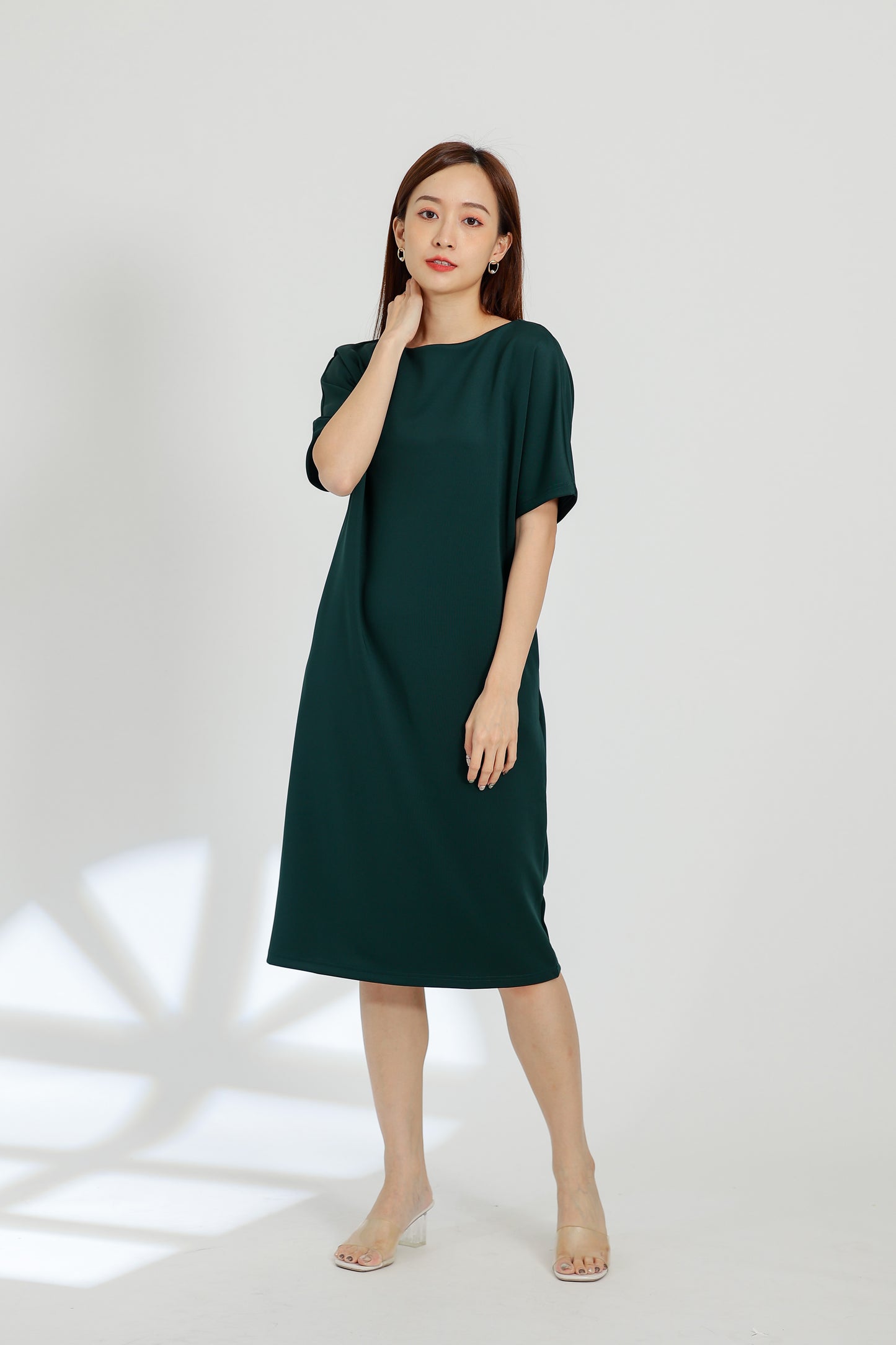 Sarrah Scuba Drape Short Sleeve Dress - Dark Green