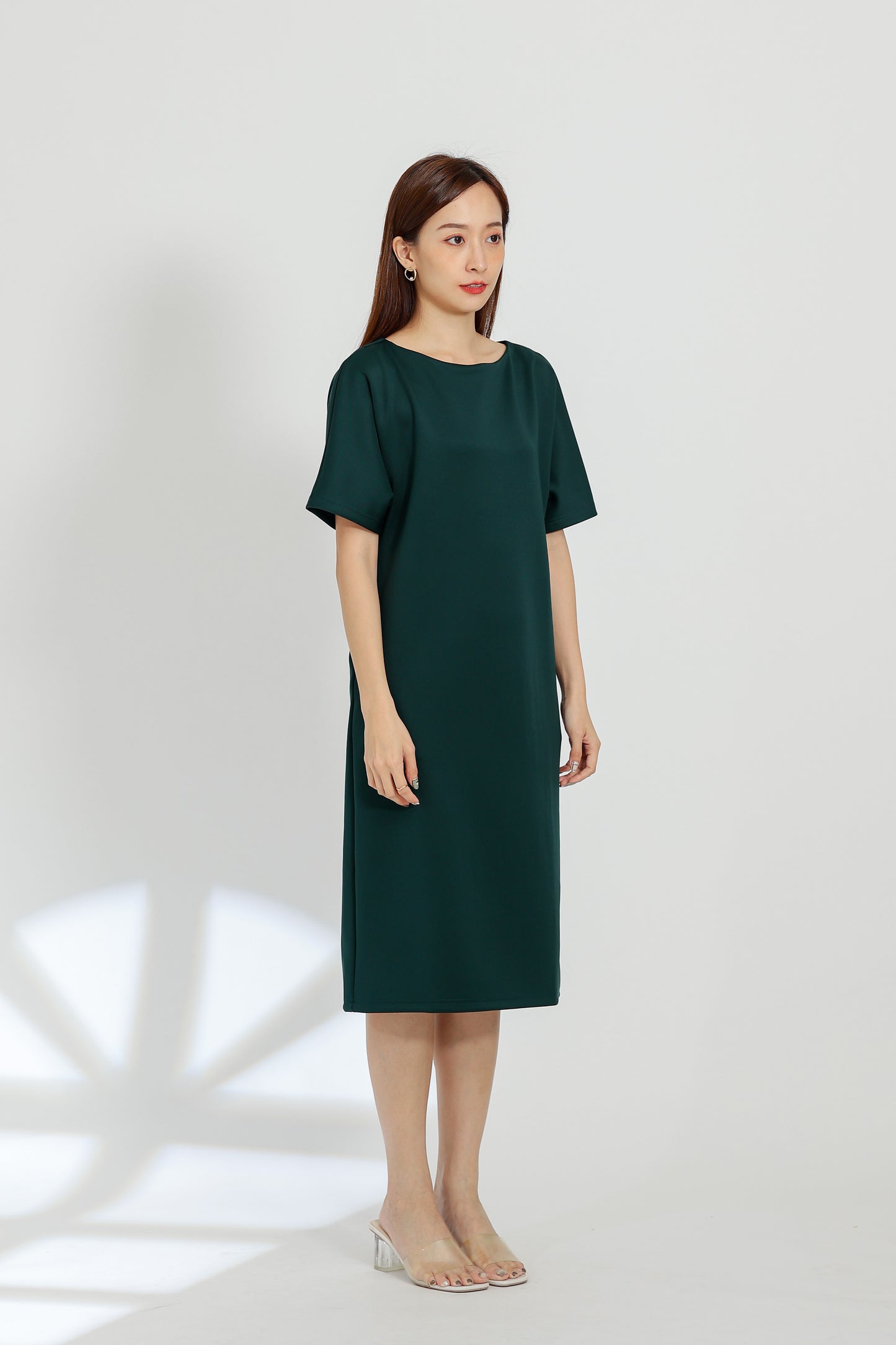 Sarrah Scuba Drape Short Sleeve Dress - Dark Green