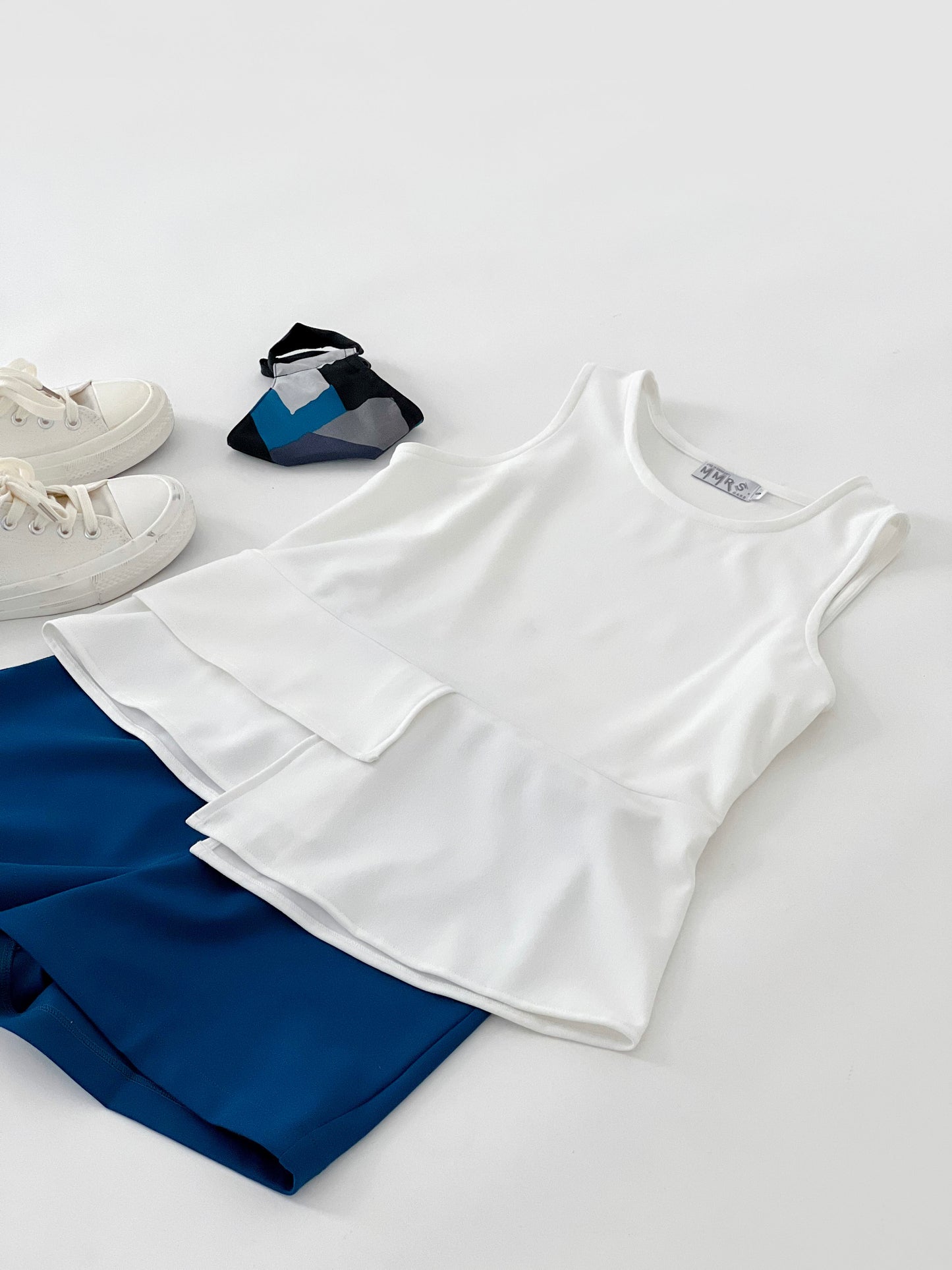Mallory Asymmetric Hem Top - White