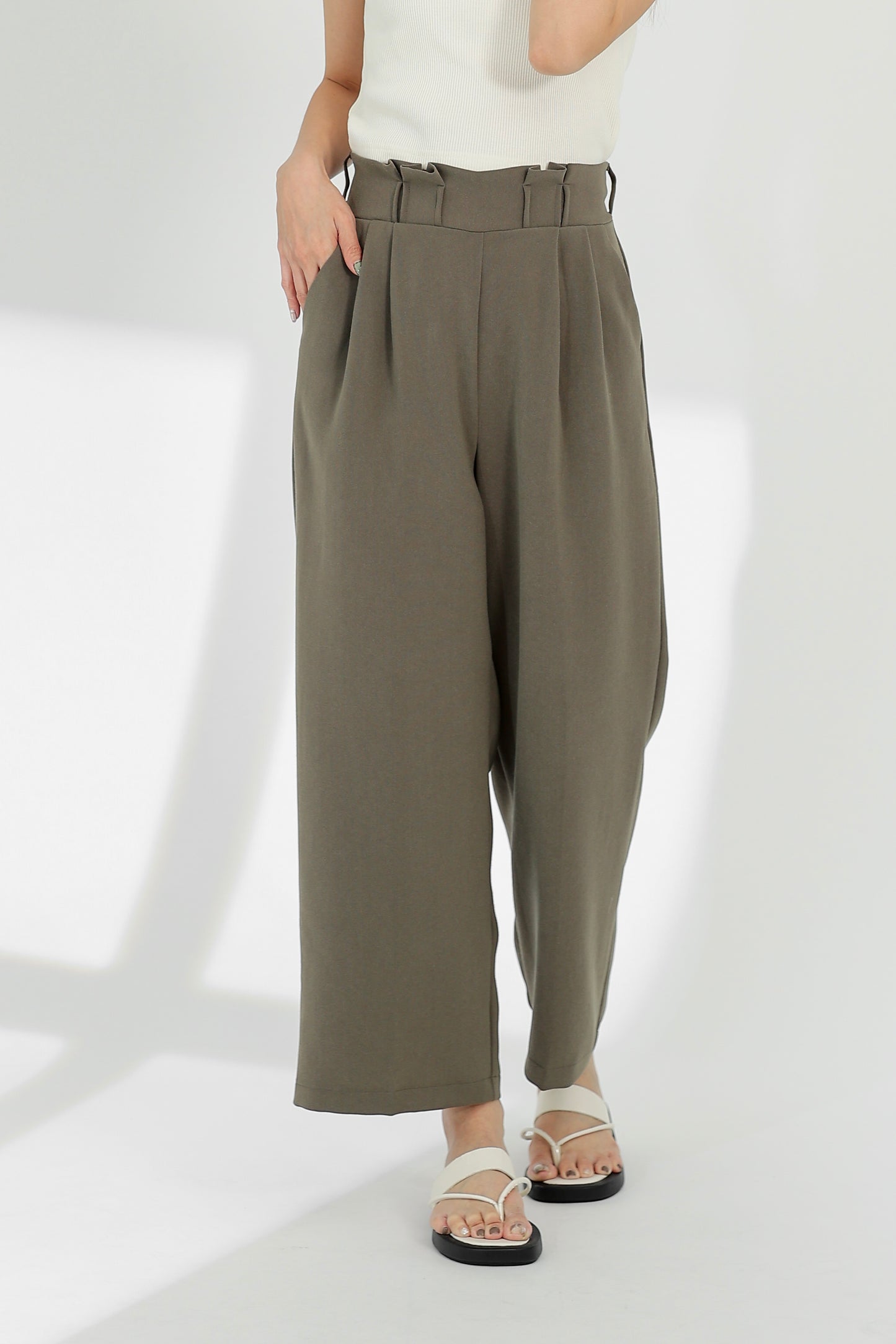 Terra Paperbag Waist Pant - Rip Olive