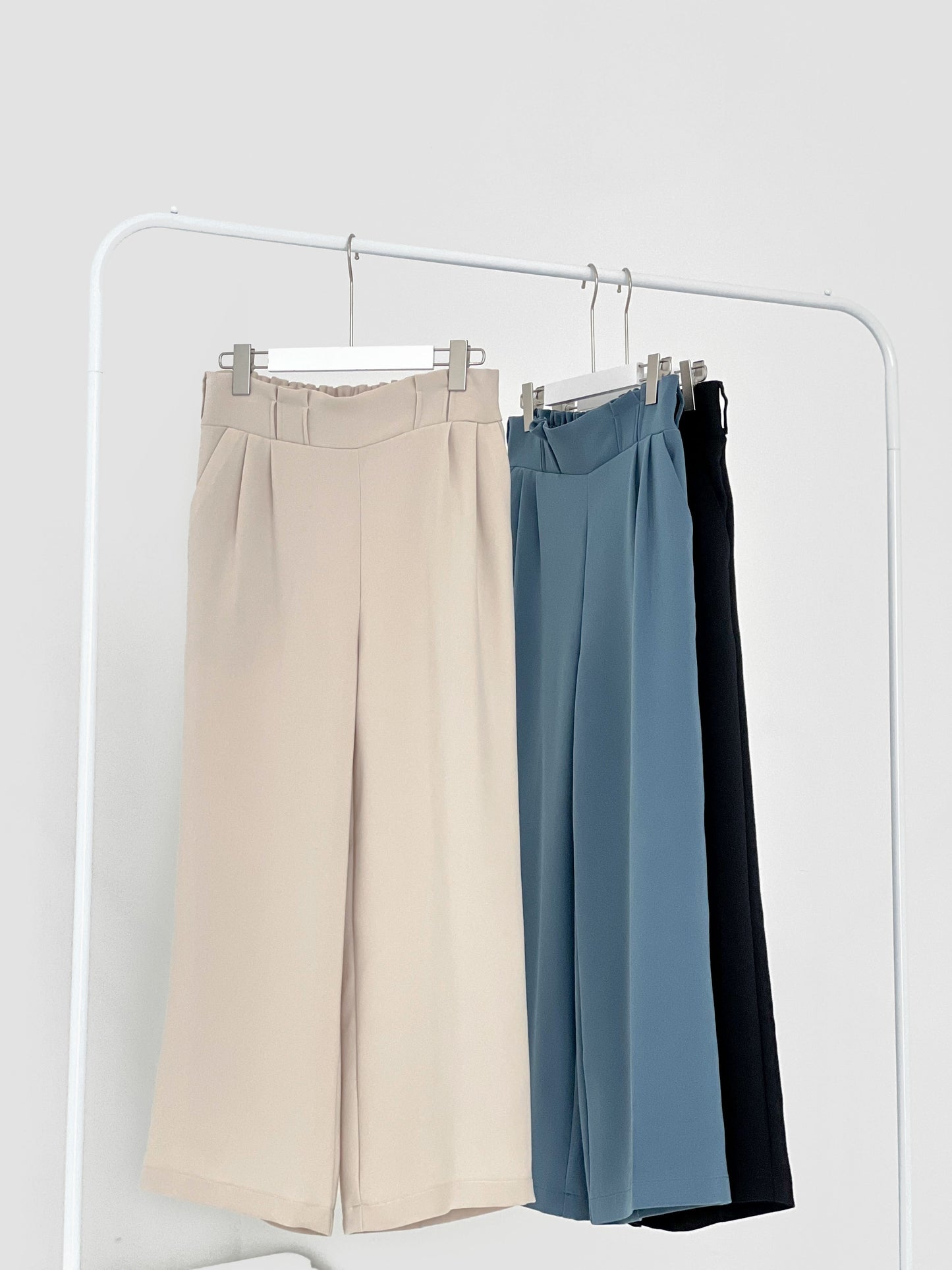 Terra Paperbag Waist Pant - Black