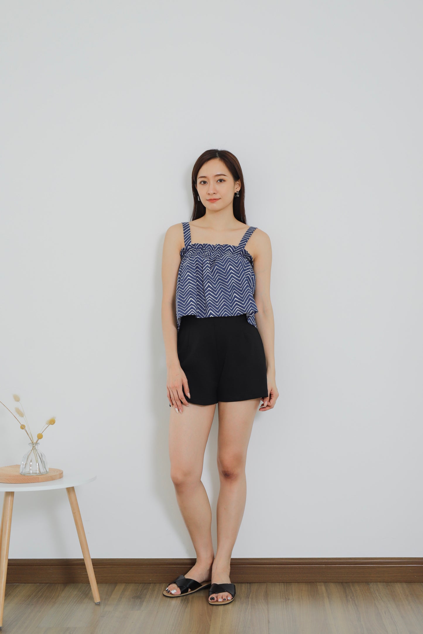 Tessa Everyday Short - Black
