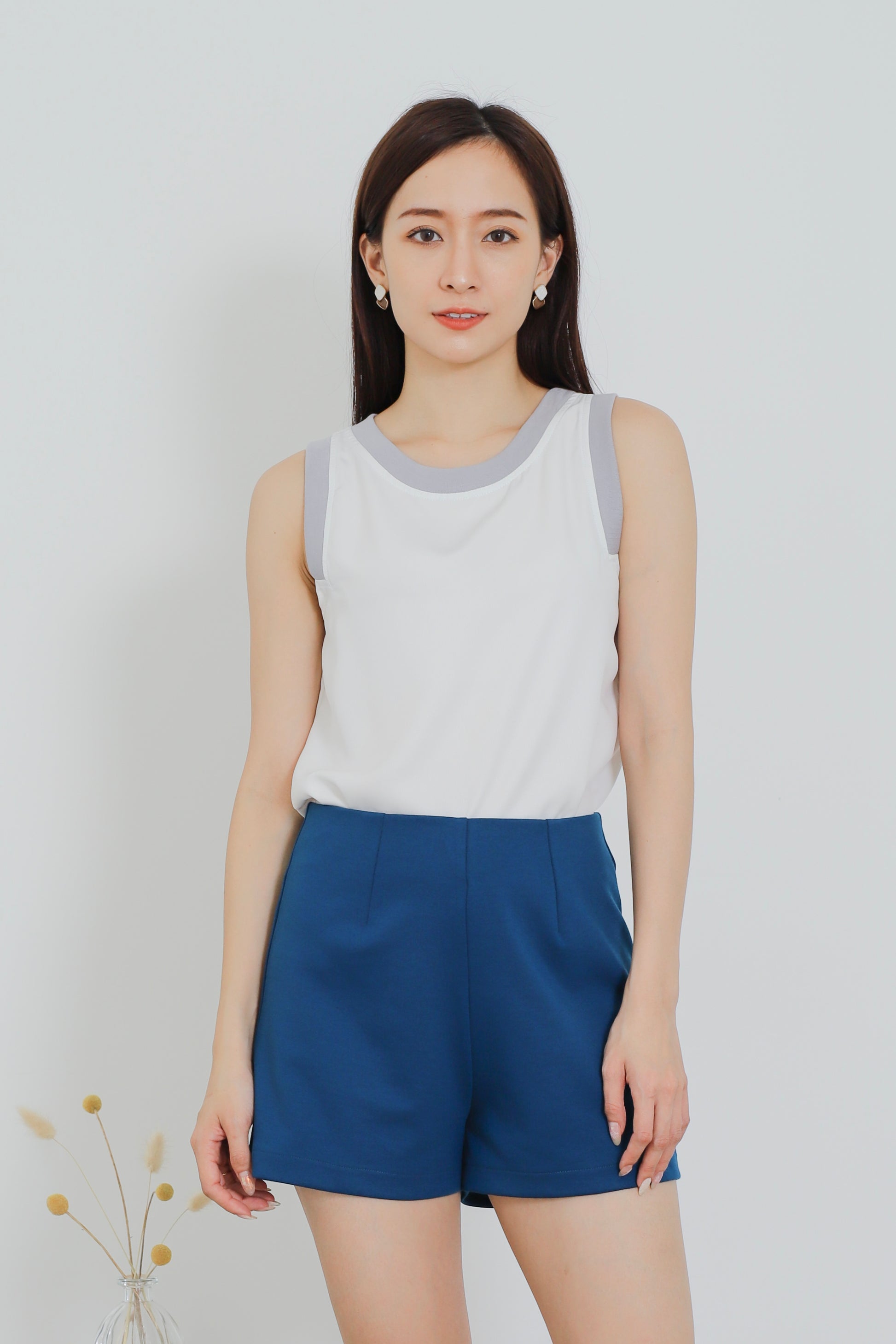 Tessa Everyday Short - Turquoise