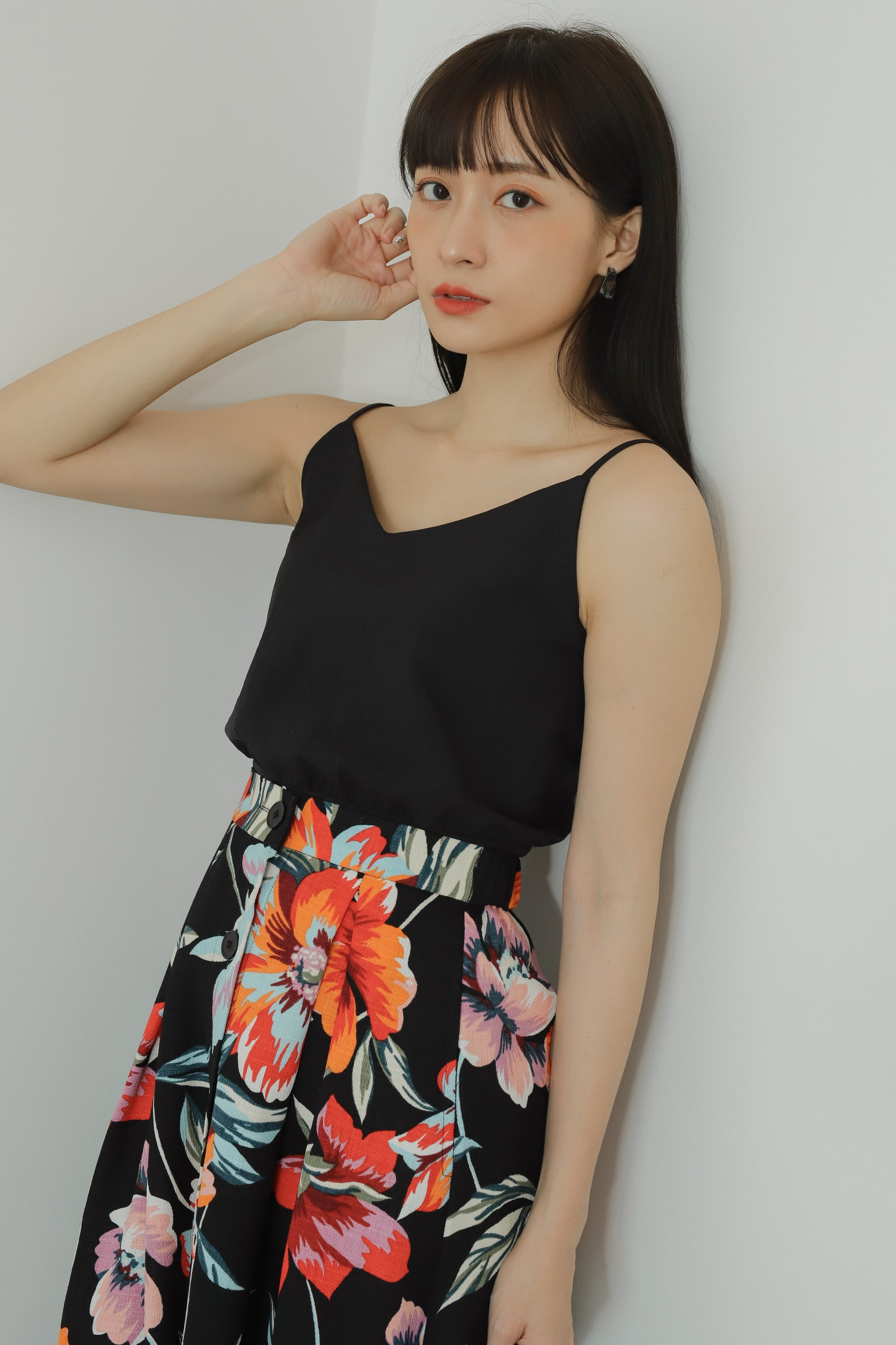 Avya Cami Cropped - Black
