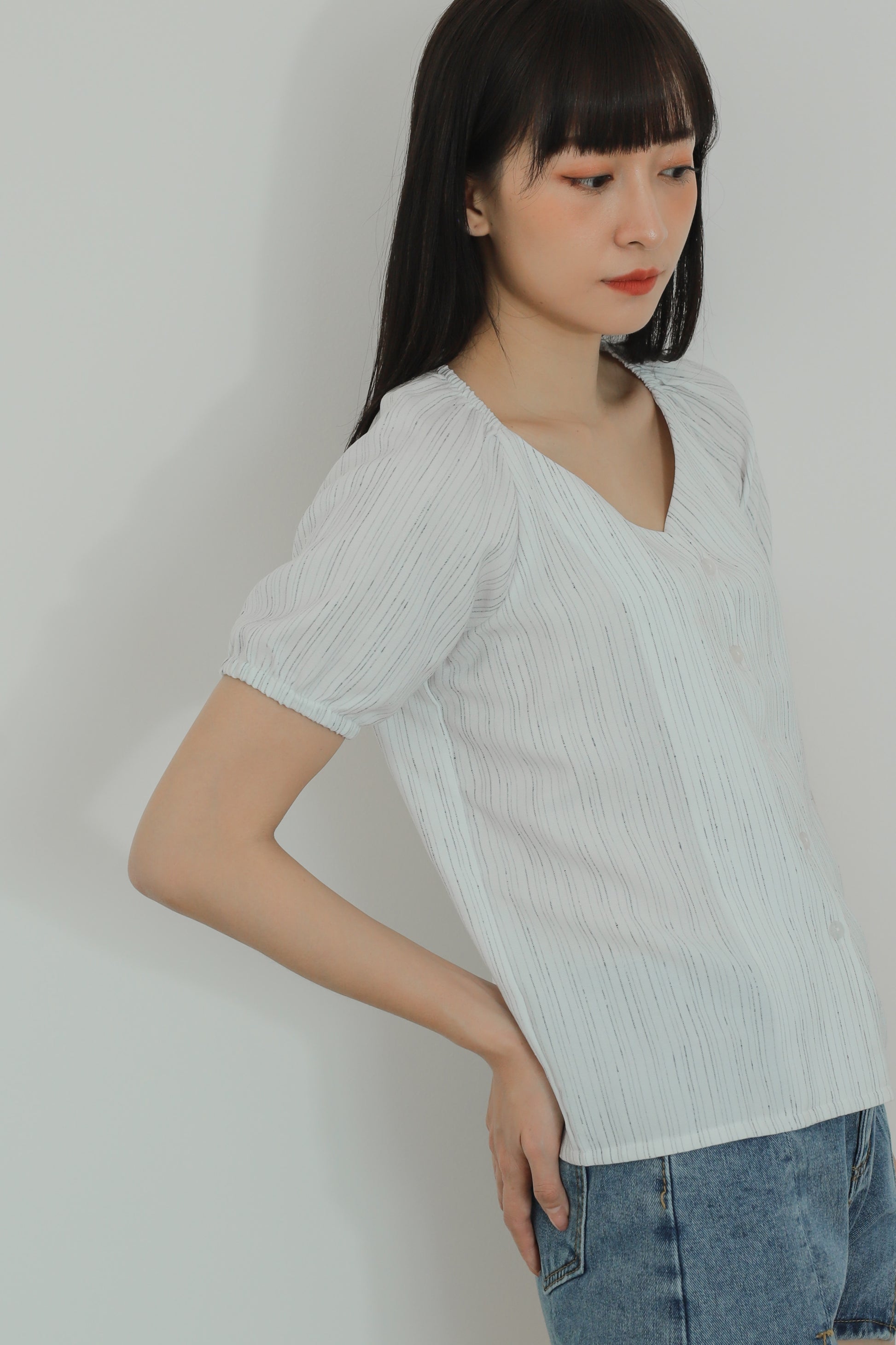 Alivia Raglan Puff Sleeve Top