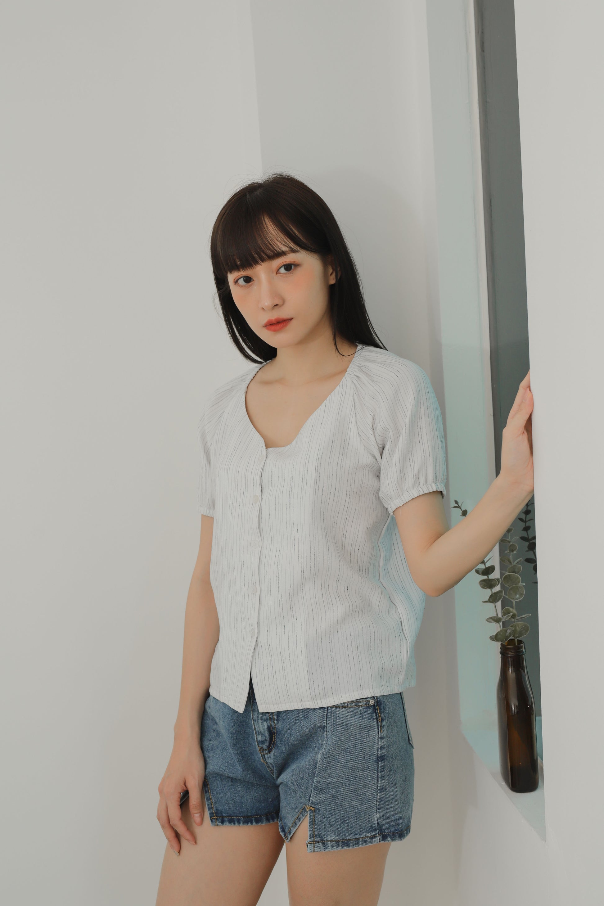 Alivia Raglan Puff Sleeve Top