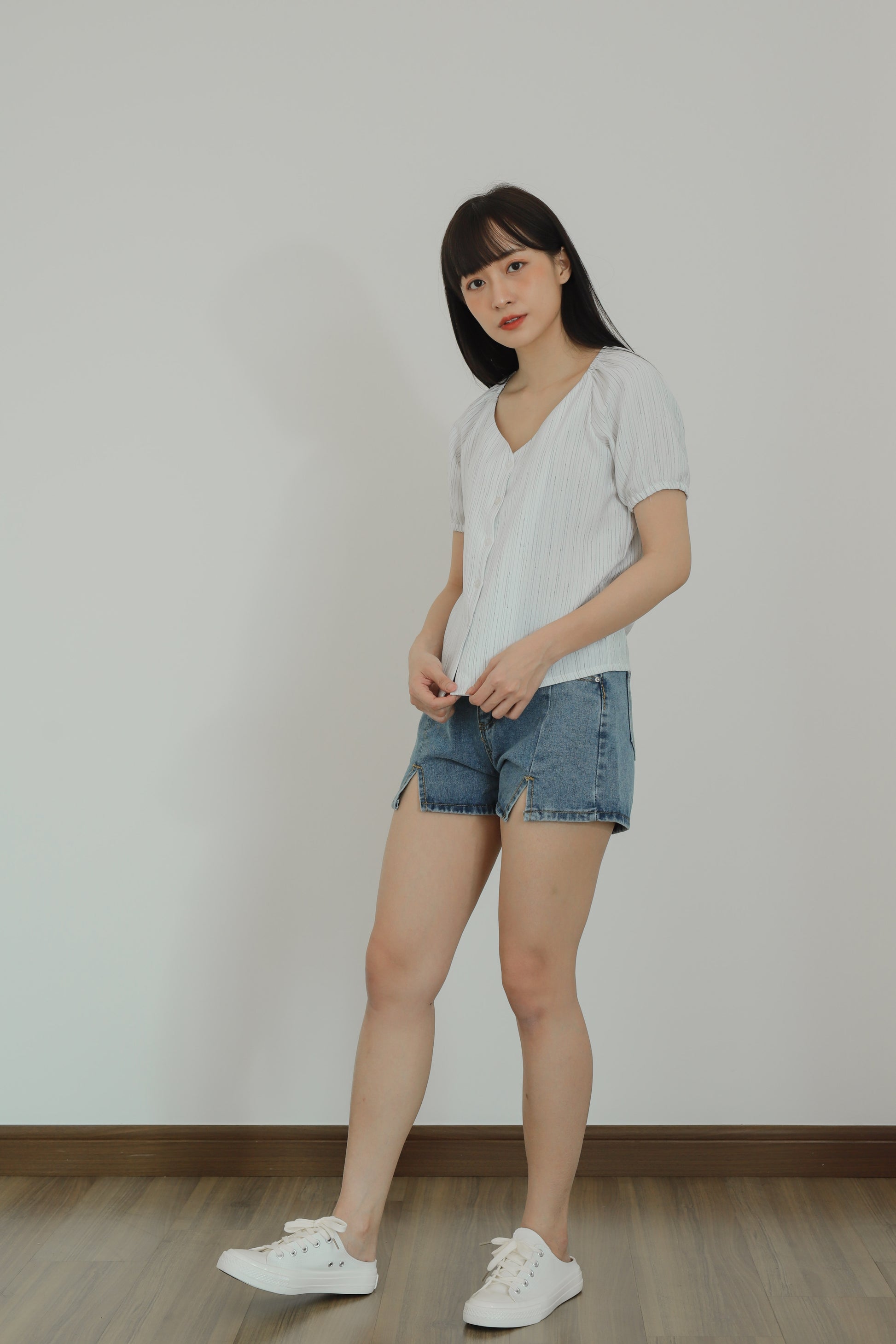 Alivia Raglan Puff Sleeve Top