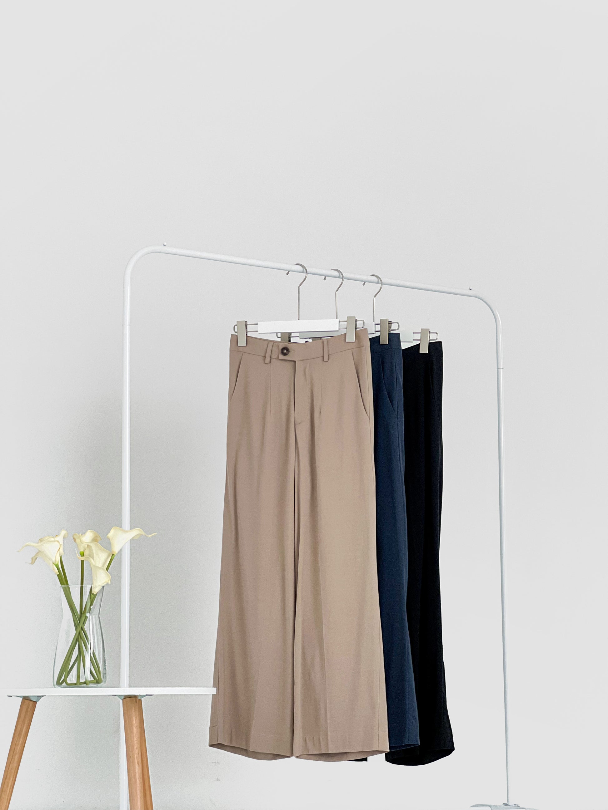 Audra Extended Waistband Pant - Black