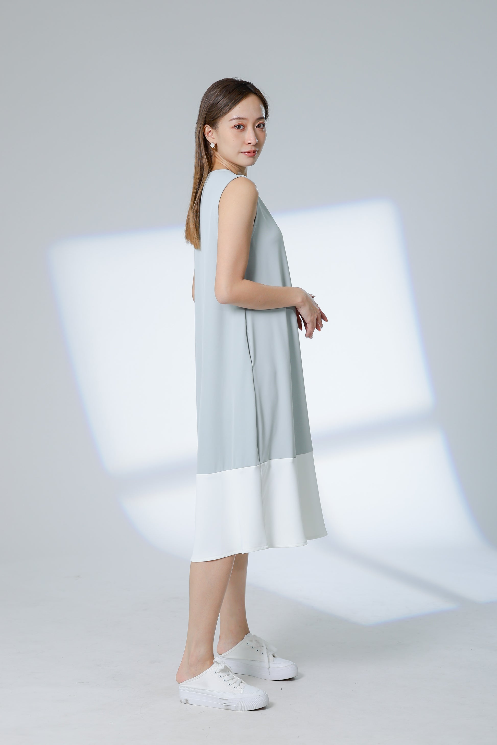 Camille Colour Block Dress - Sage/Ivory