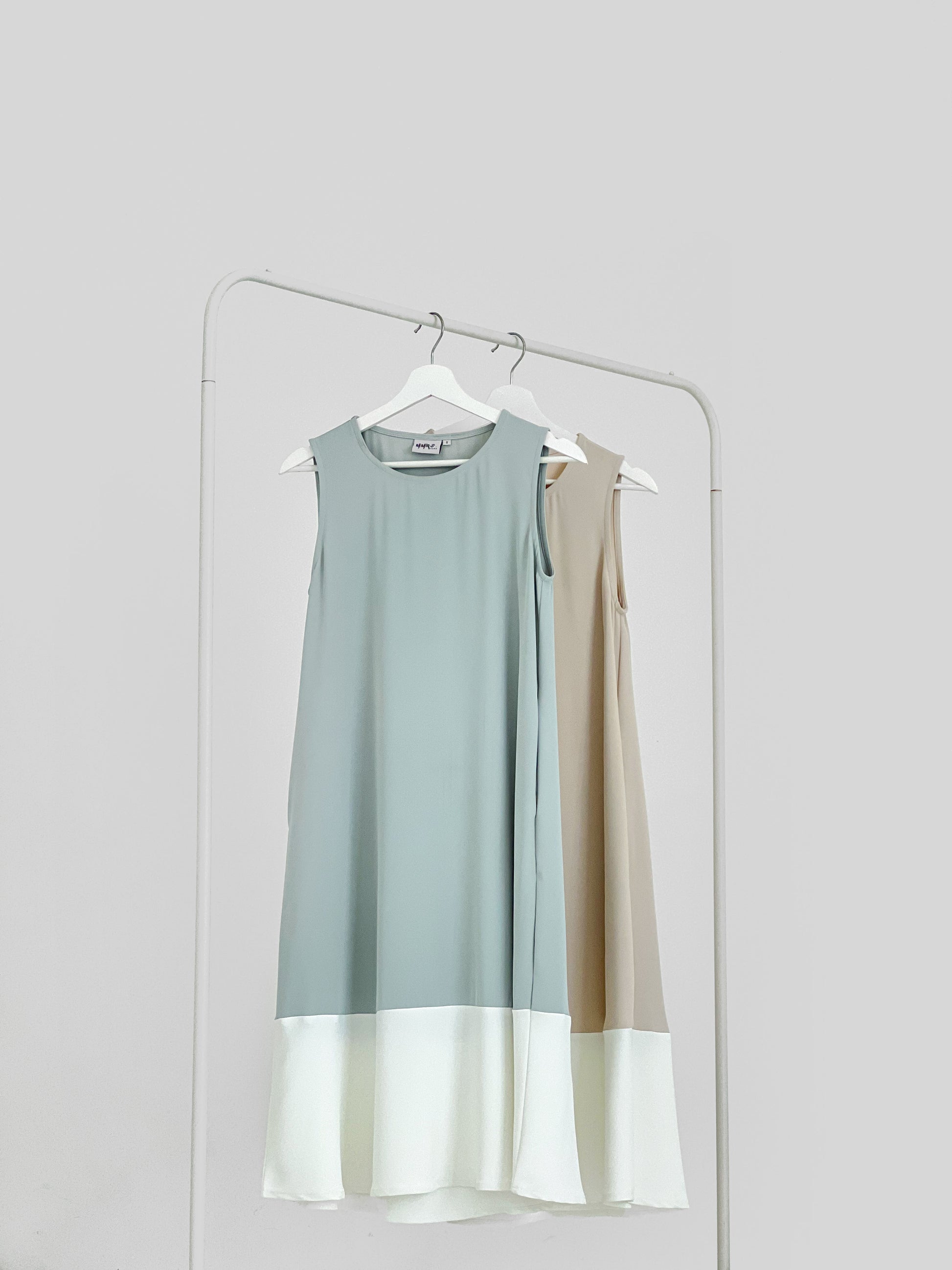 Camille Colour Block Dress - Beige/Ivory