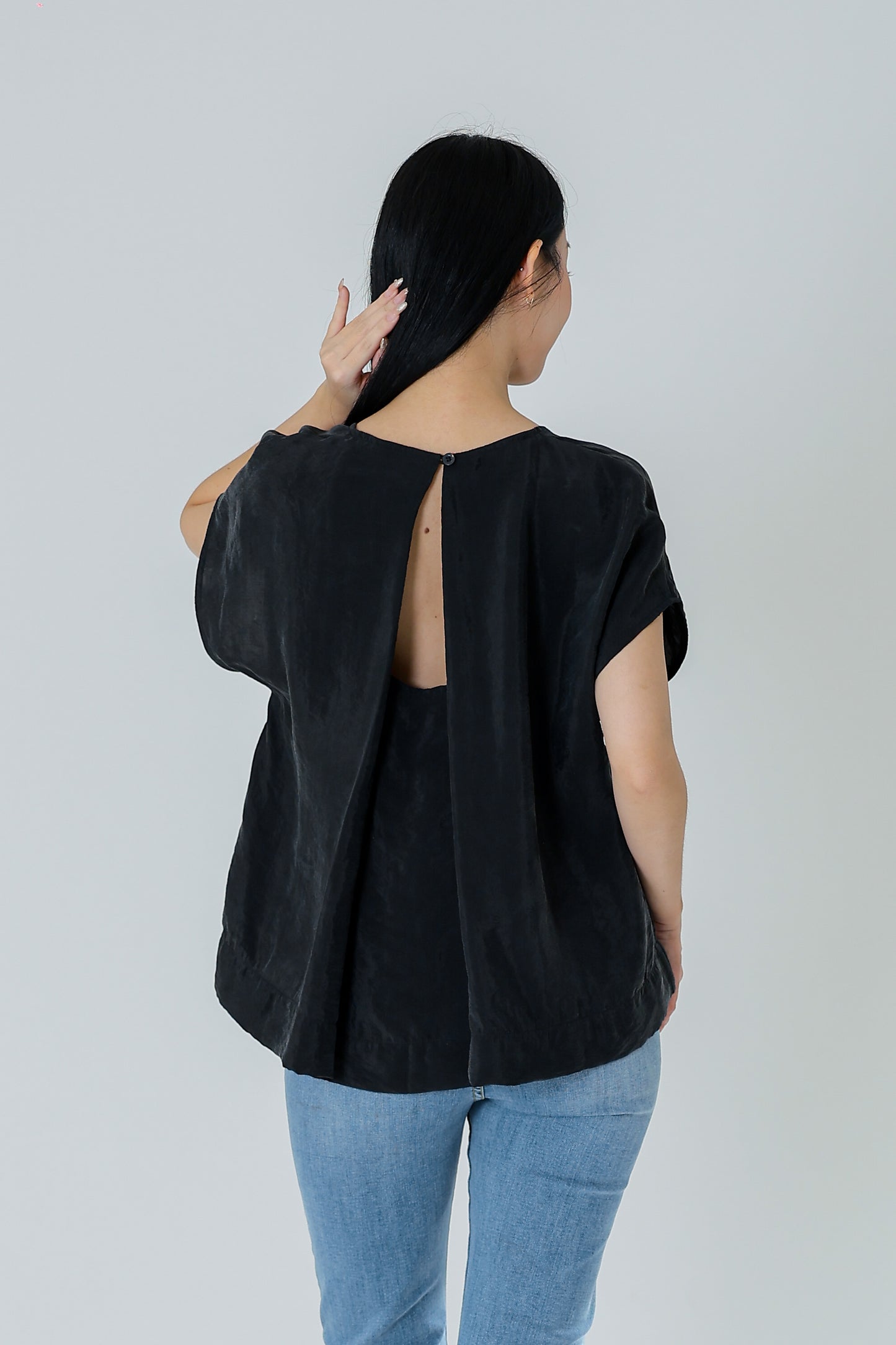 Cherris Unique Back Top - Black
