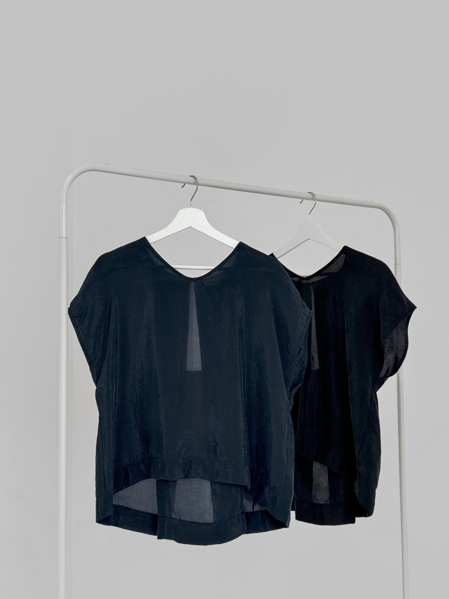 Cherris Unique Back Top - Navy