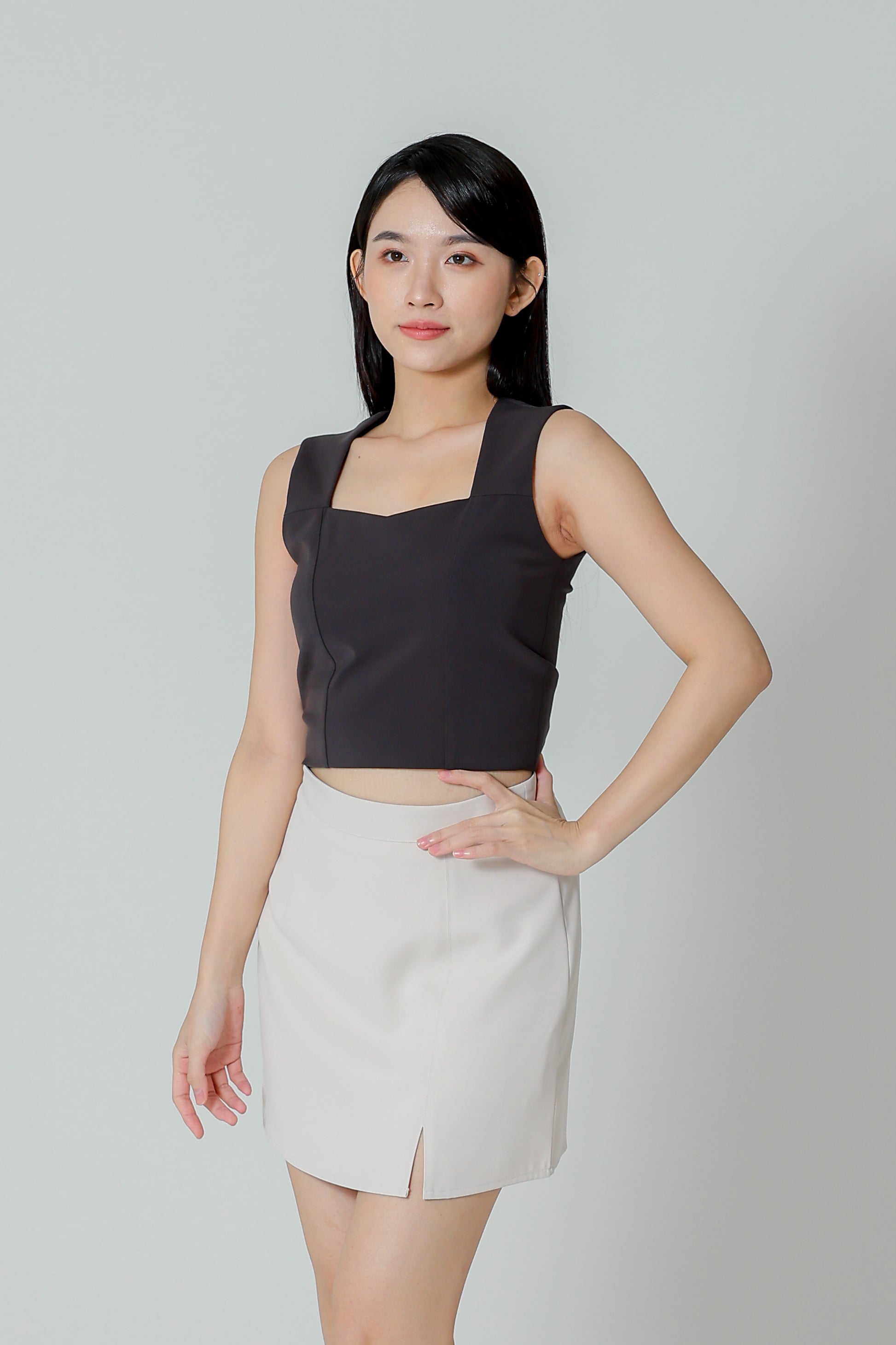Cora Sweetheart Cropped Top - Dk Grey