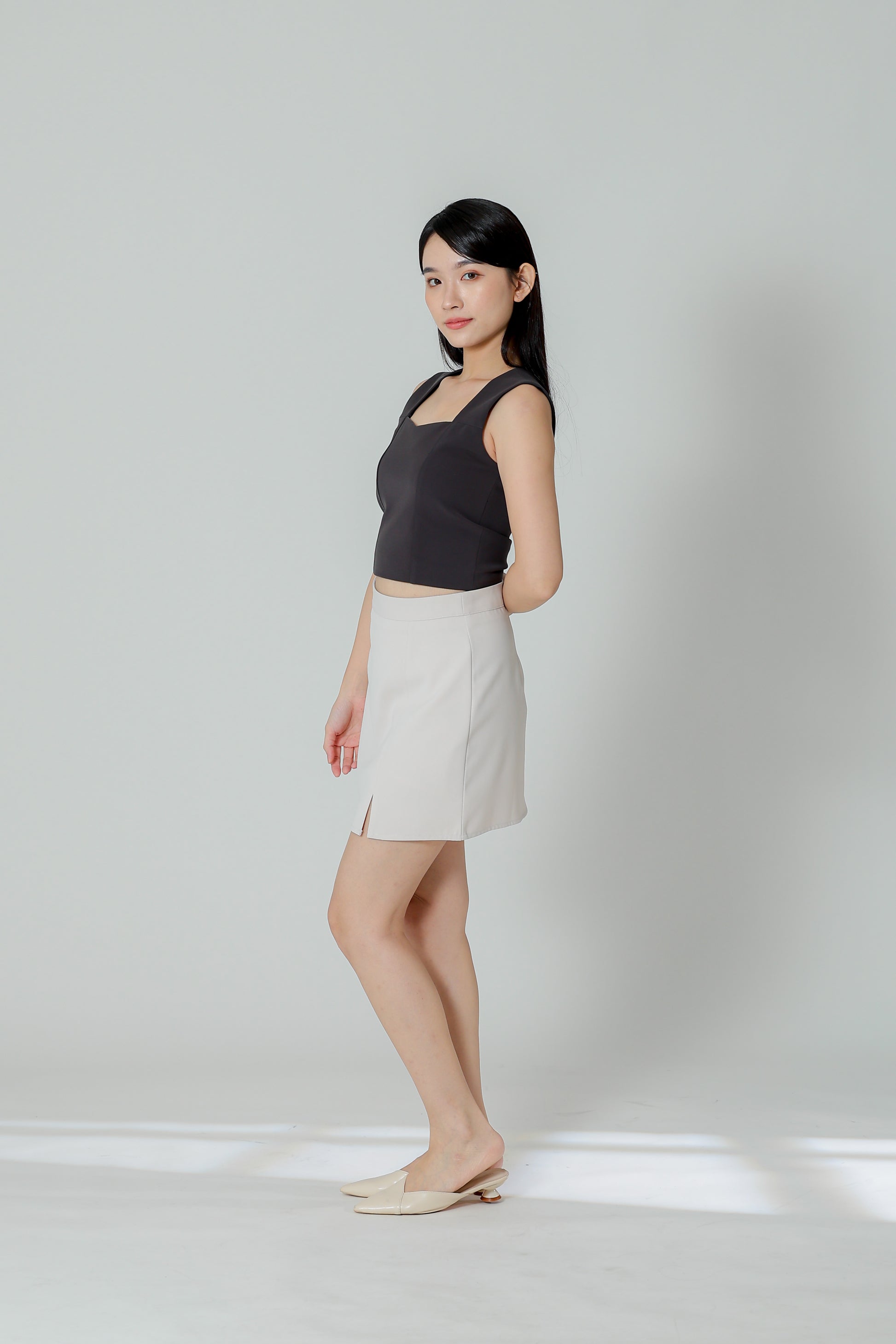Cora Sweetheart Cropped Top - Dk Grey