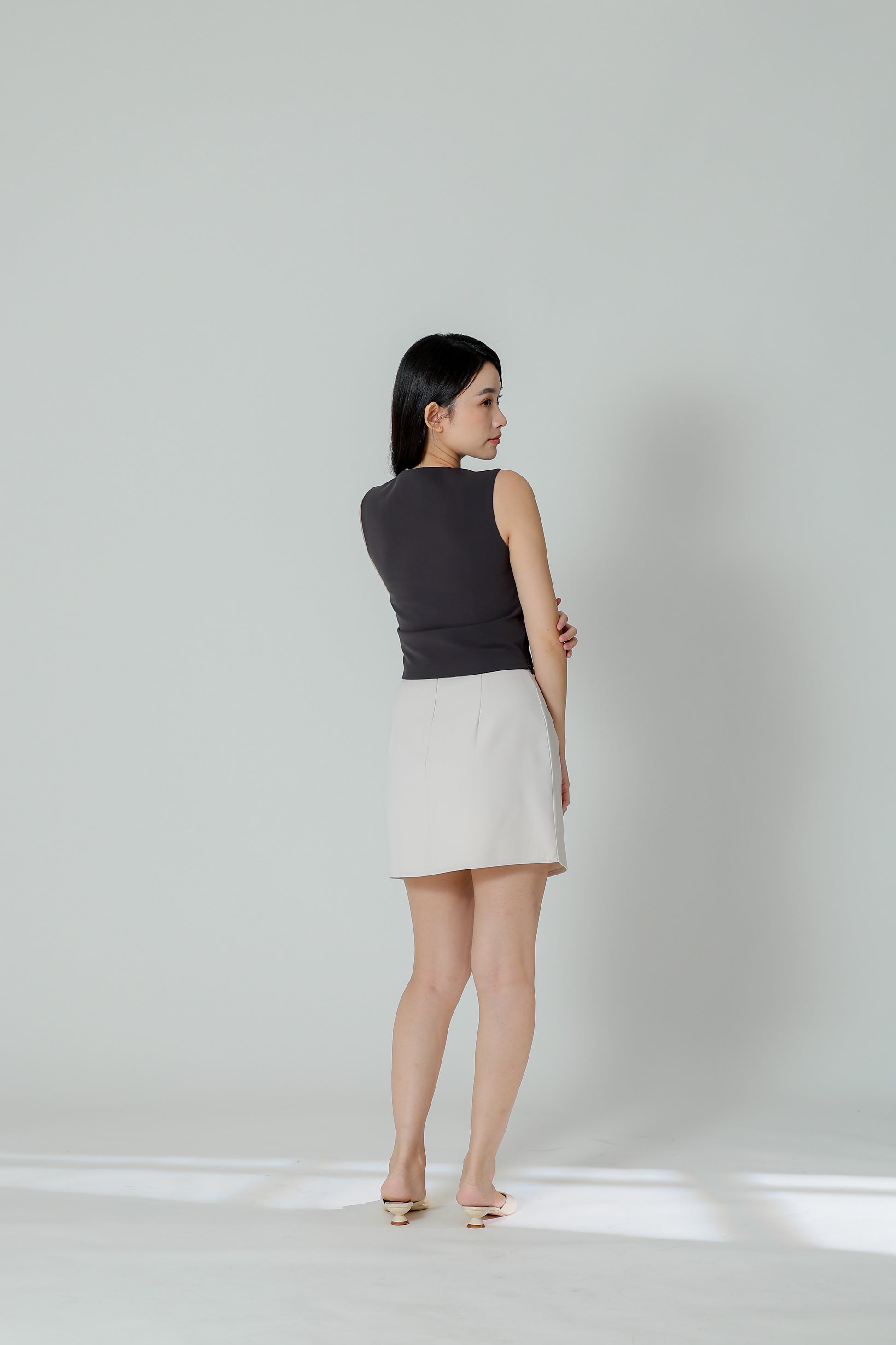Cora Sweetheart Cropped Top - Dk Grey