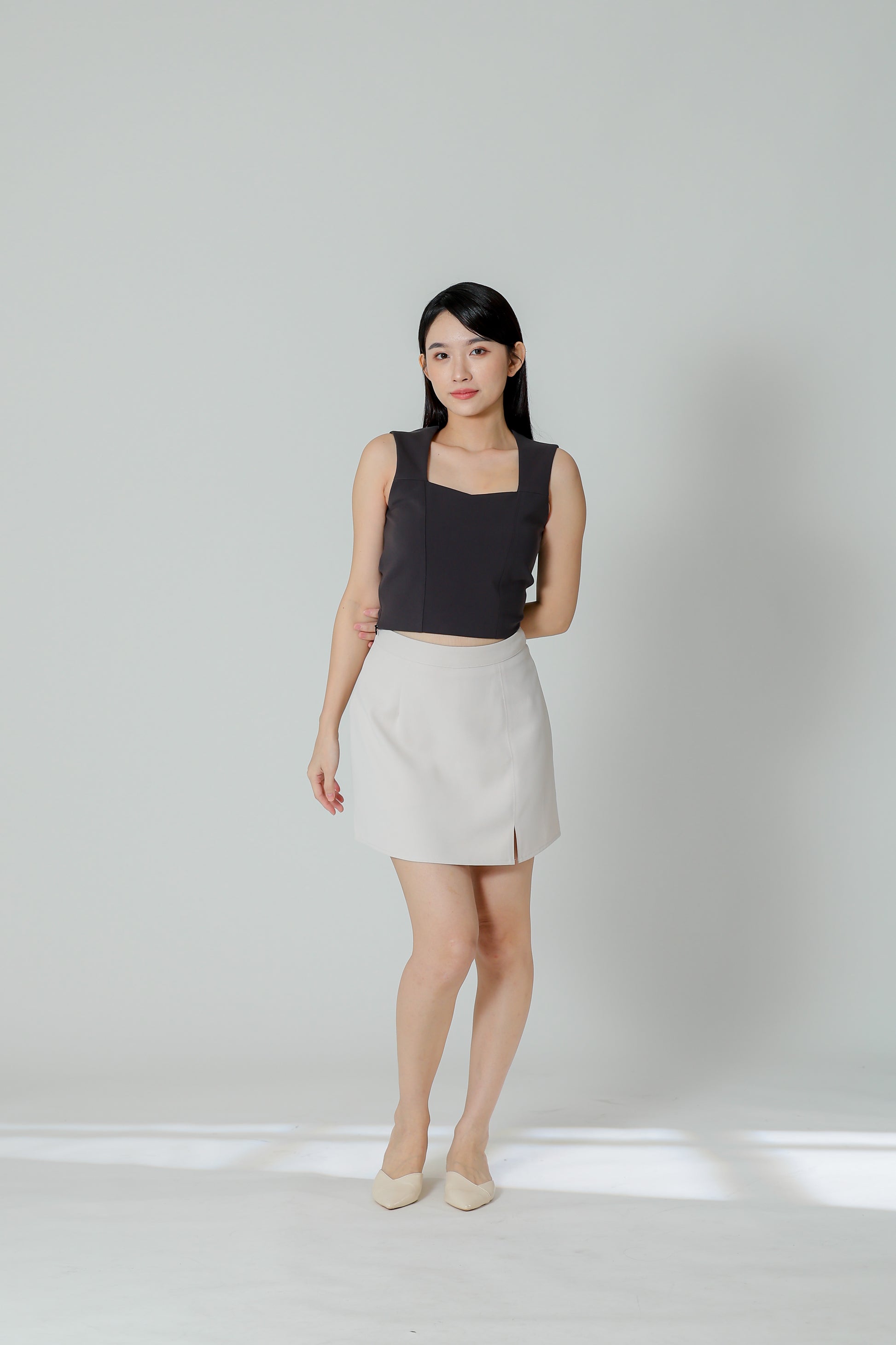 Cora Sweetheart Cropped Top - Dk Grey