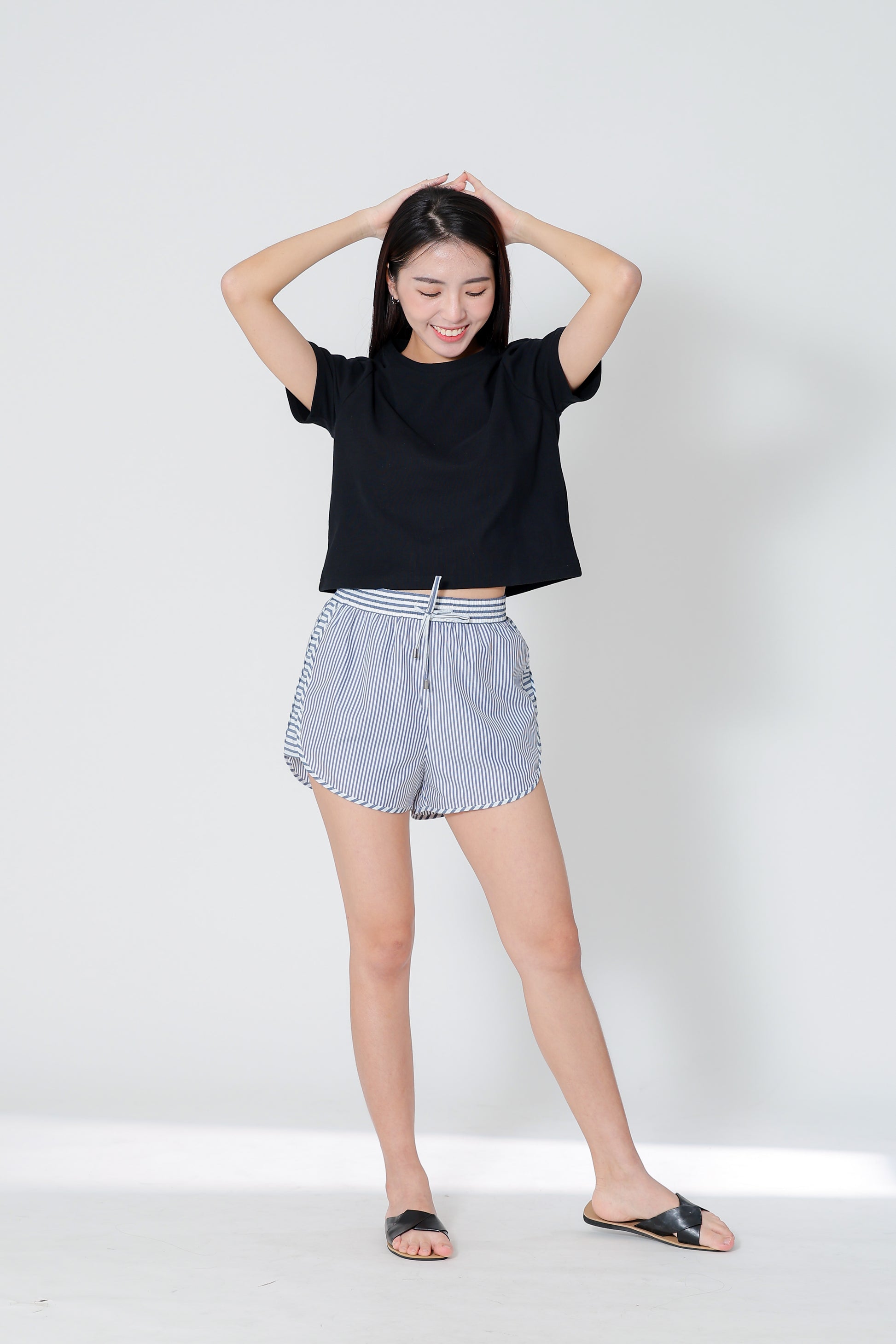 Dayna Round Neck Tee - Black