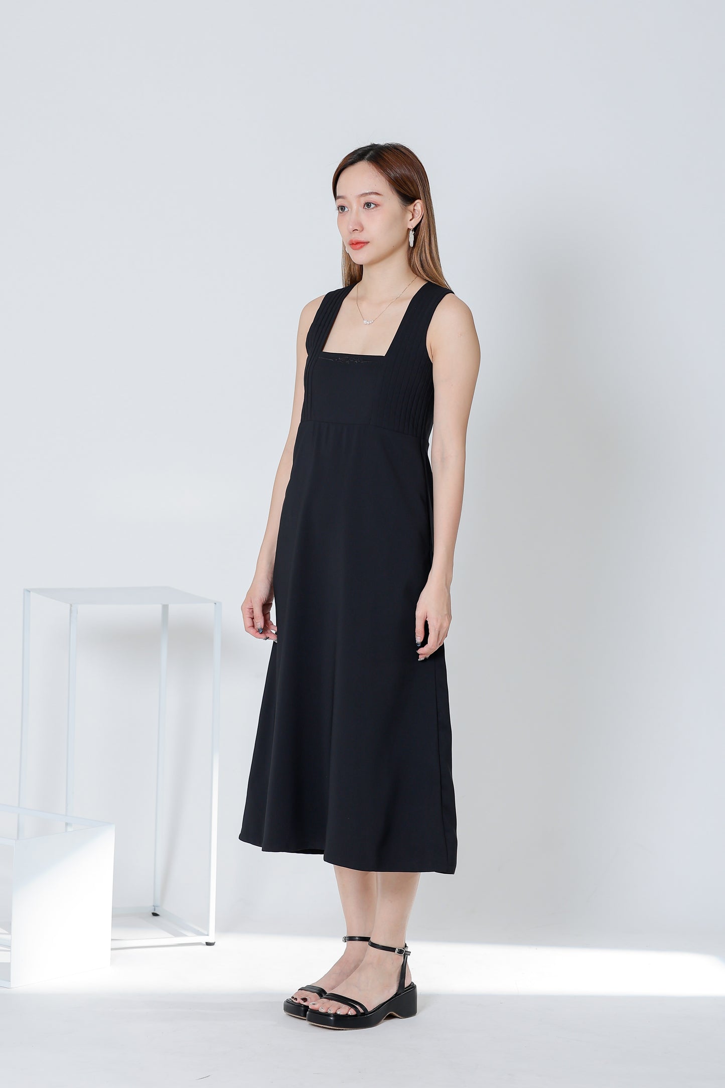 Diane Square Neck Midi Dress - Black