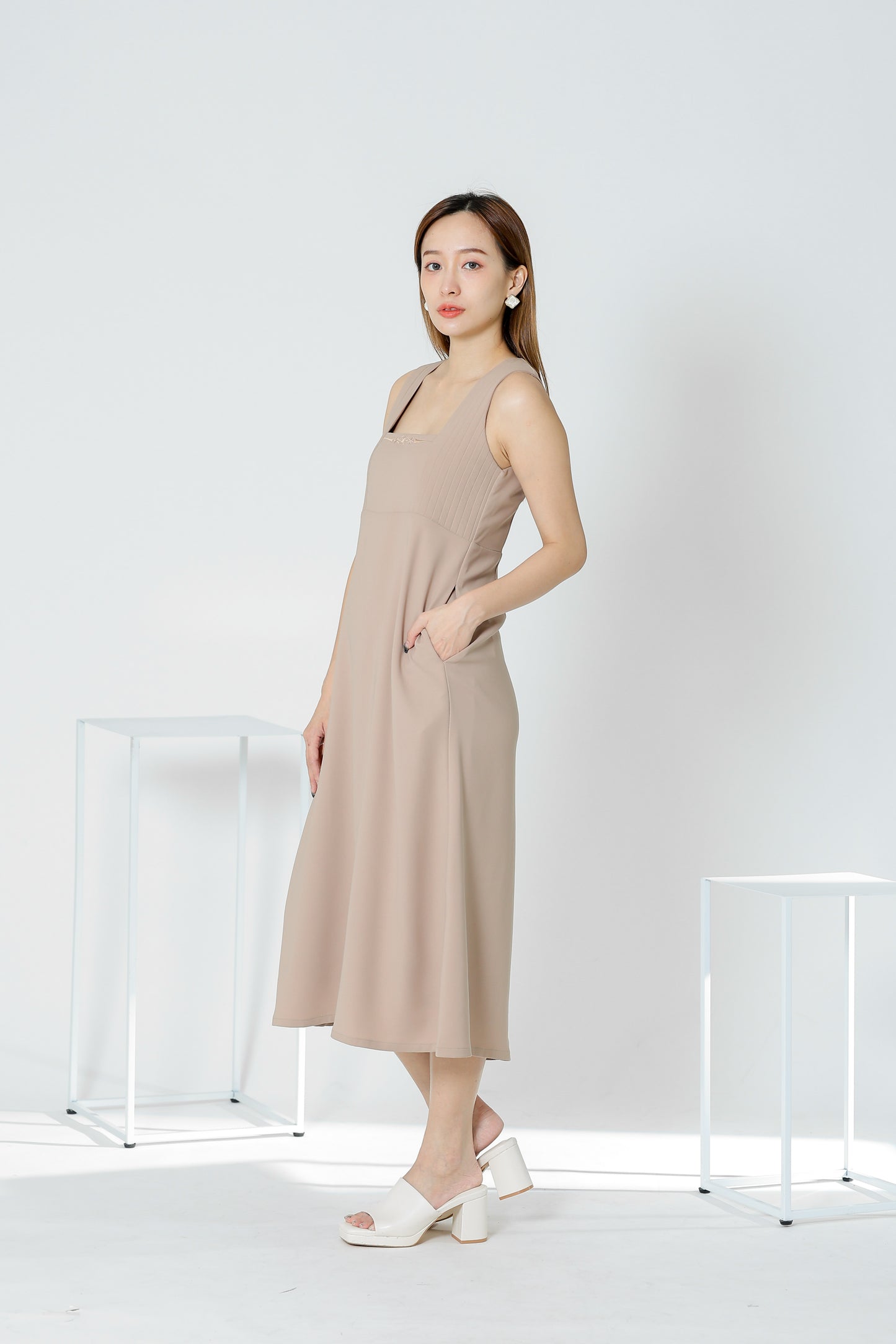 Diane Square Neck Midi Dress - Khaki