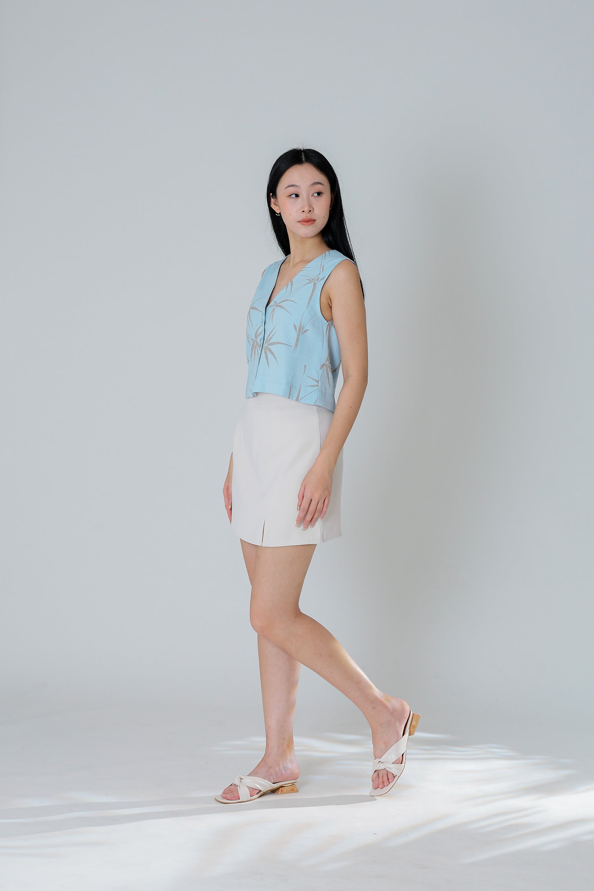 Drika V Neck Printed Top - Bamboo