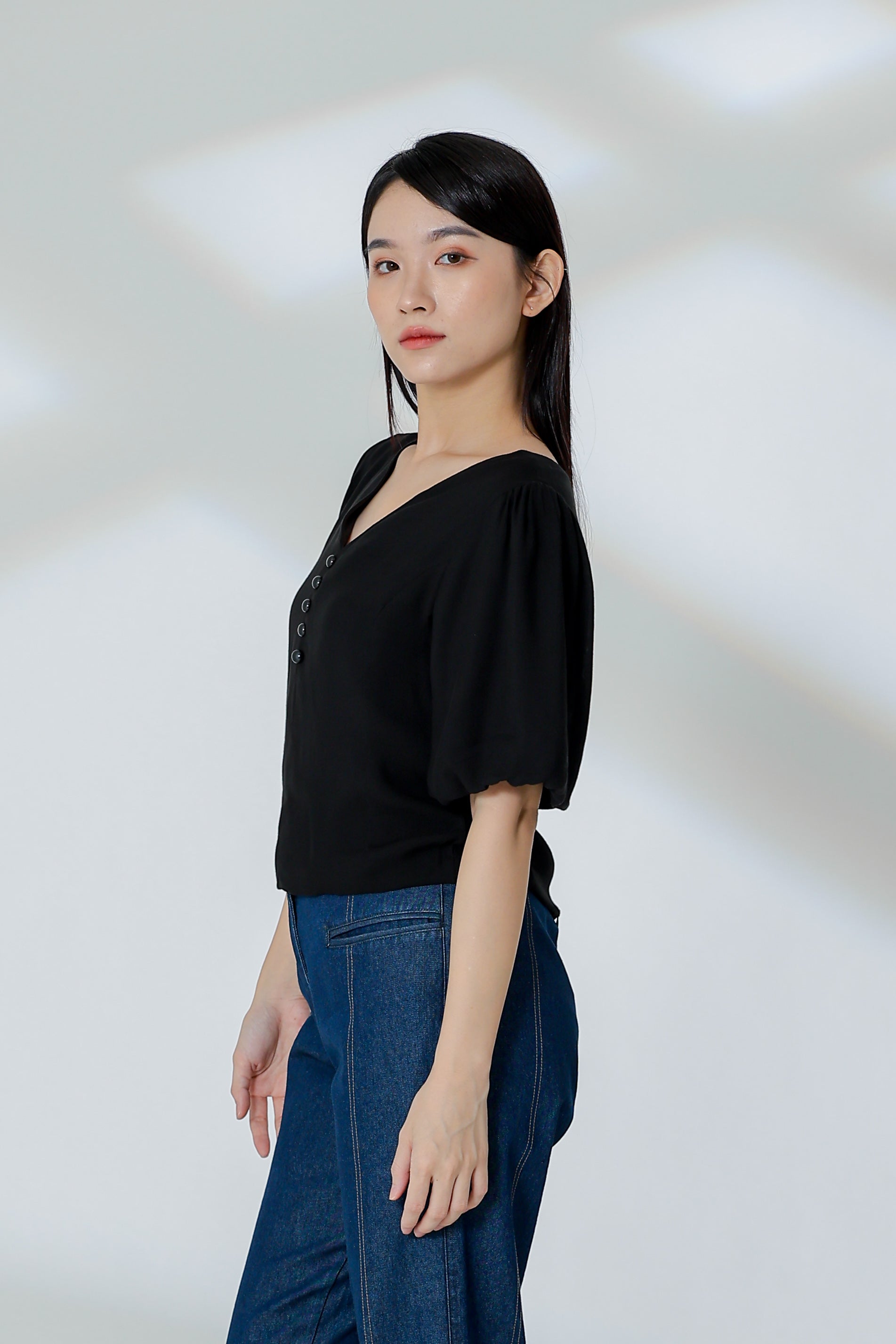 Evalina Lantern Sleeve Blouse - Black